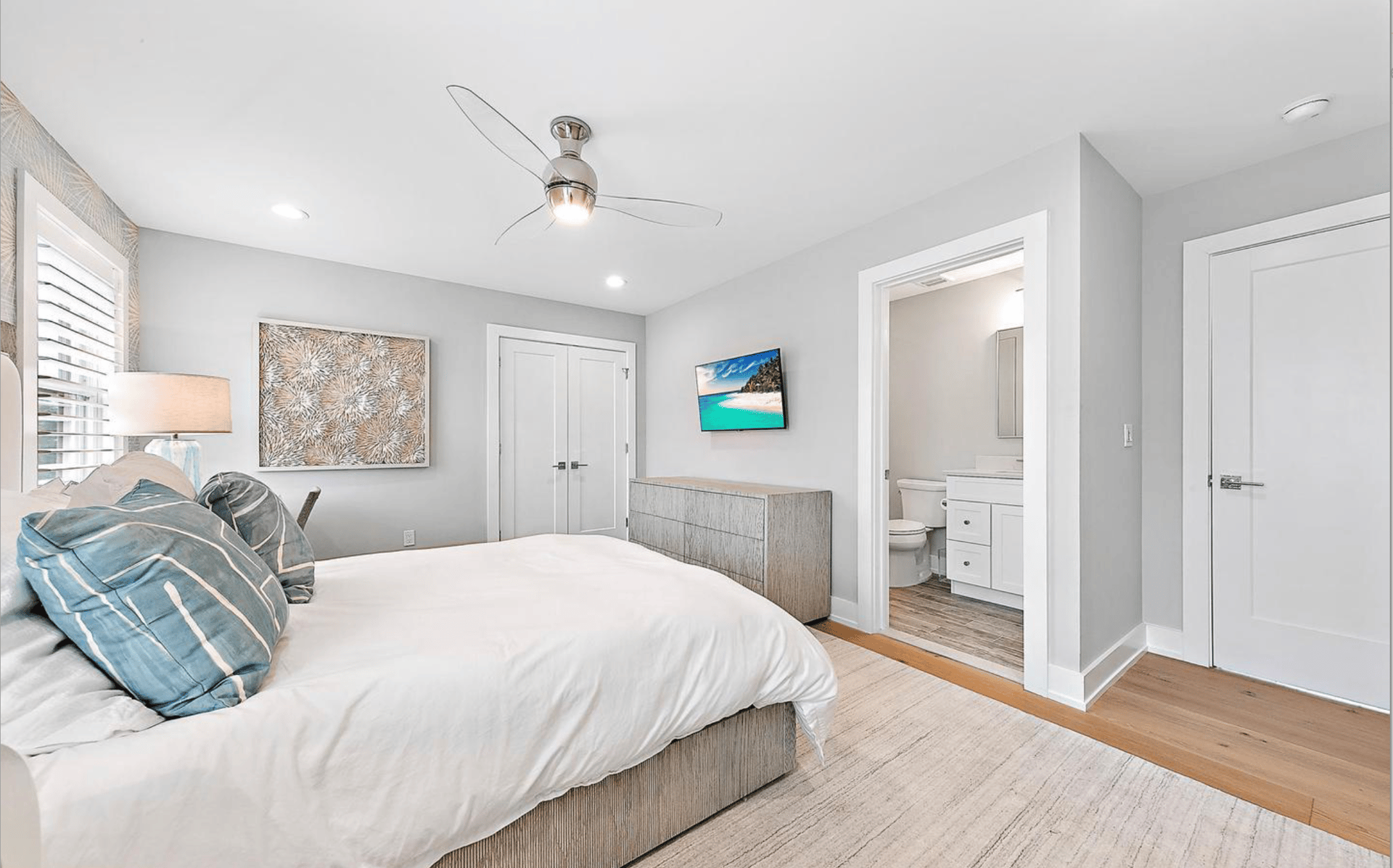 151B Long Beach Blvd