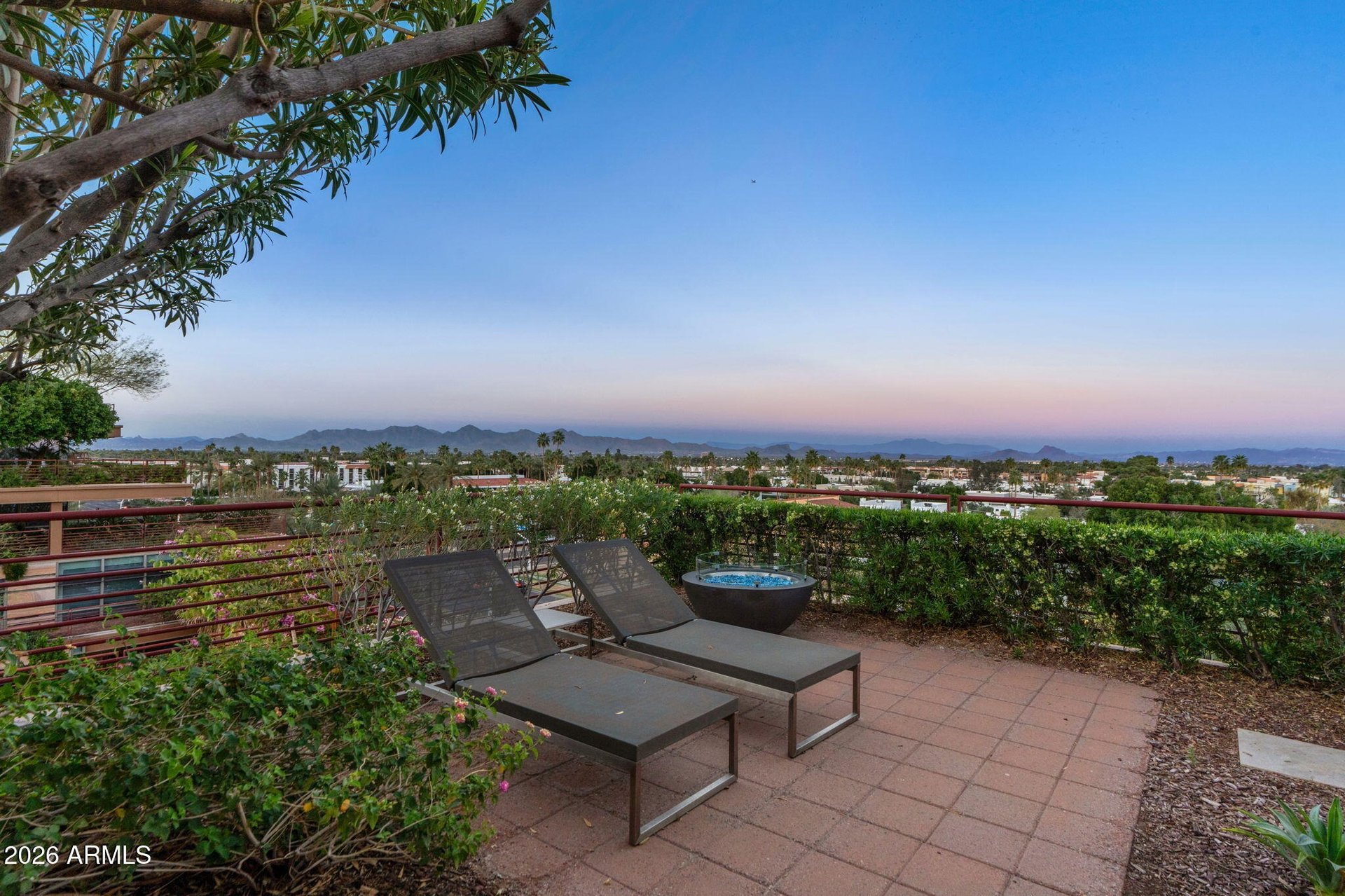 7167 E Rancho Vista Dr, #6004