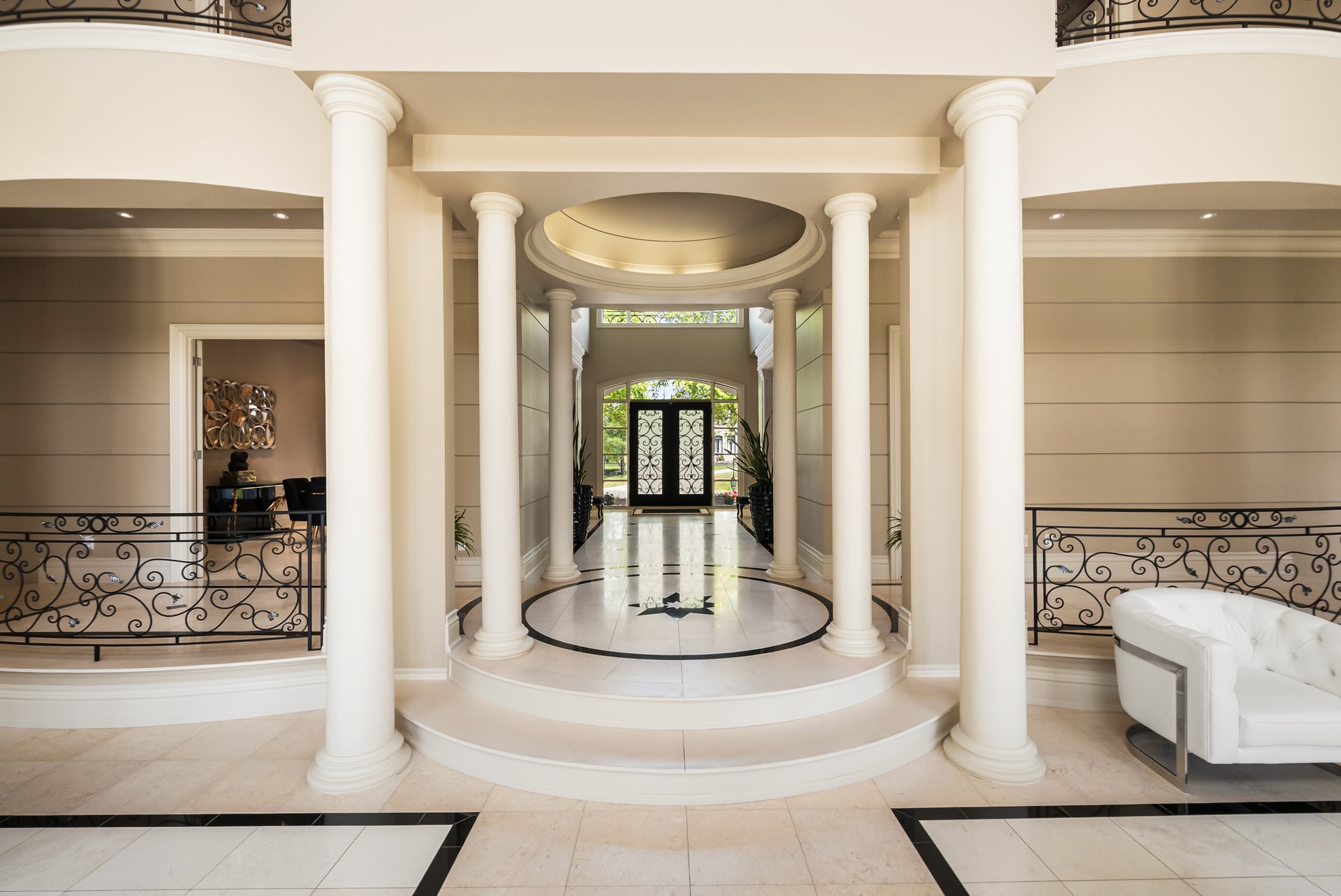 The Grand Palazzo Cachet