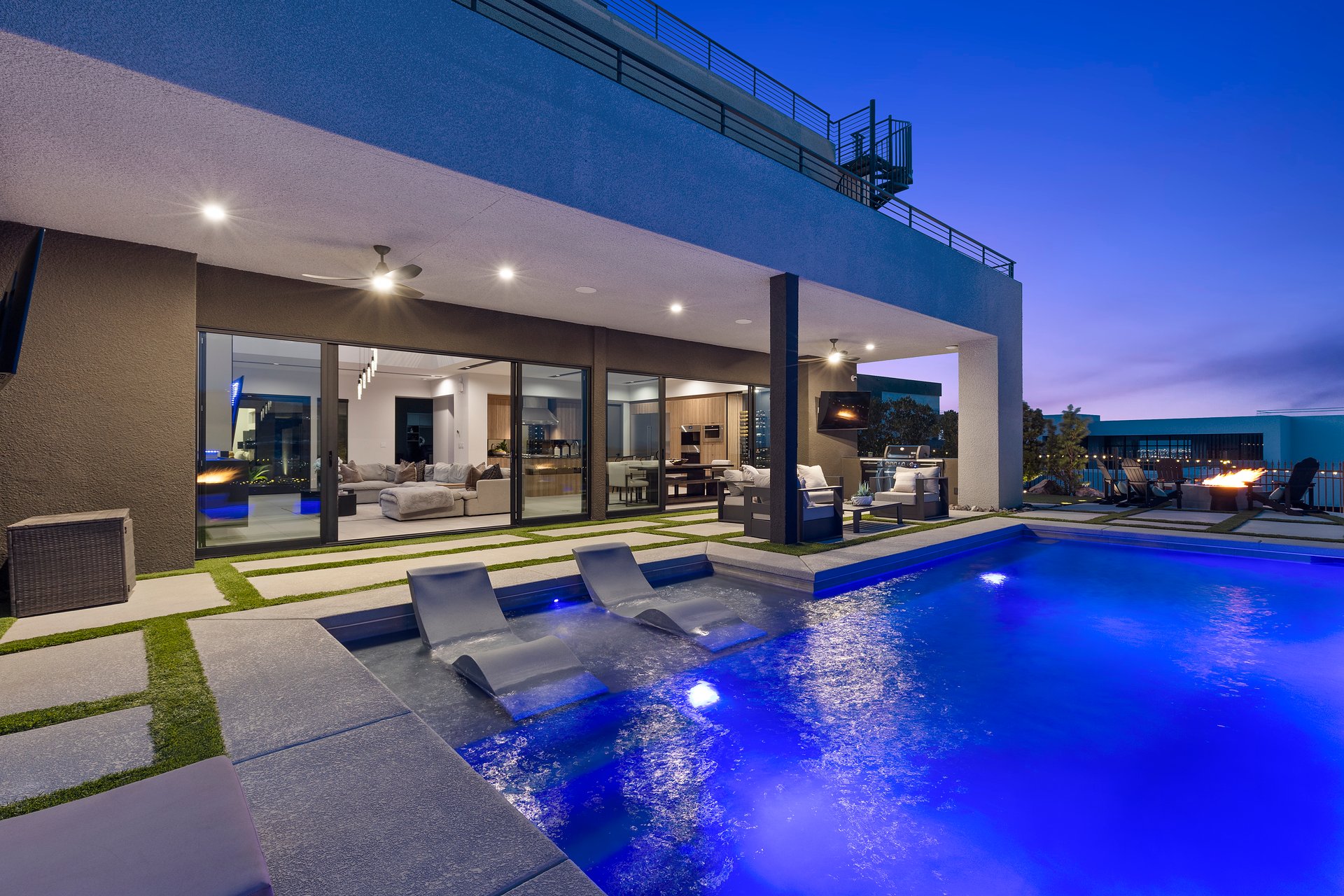 1463 Solitude Ridge Dr
