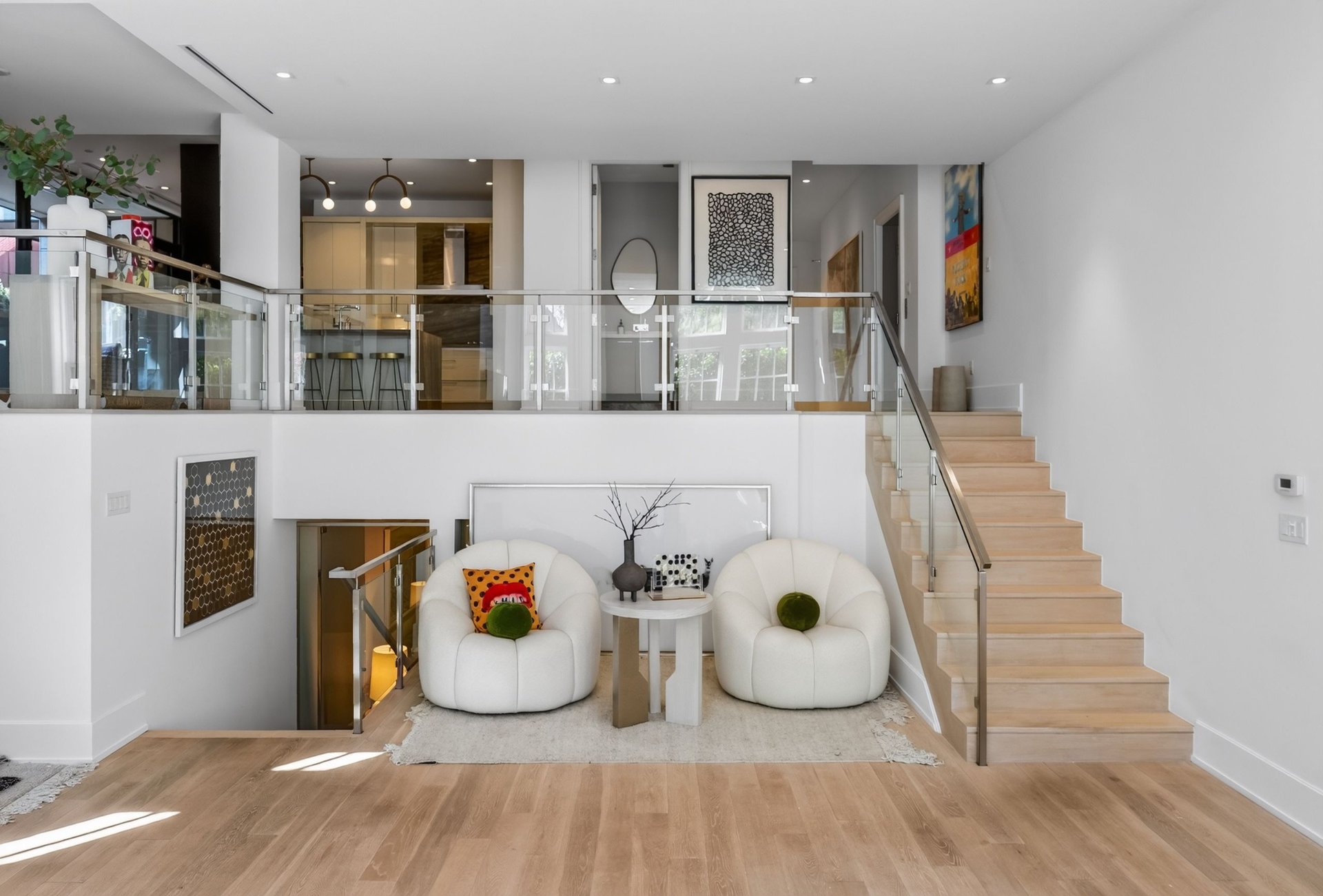 Ultra-Exclusive Yorkville Address