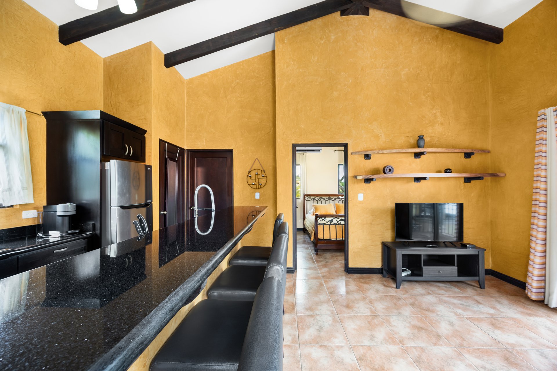 Casa de Vida, Altos de Flamingo | Mediterranean-Style Villa with Pool & Guest House Near Playa Flamingo