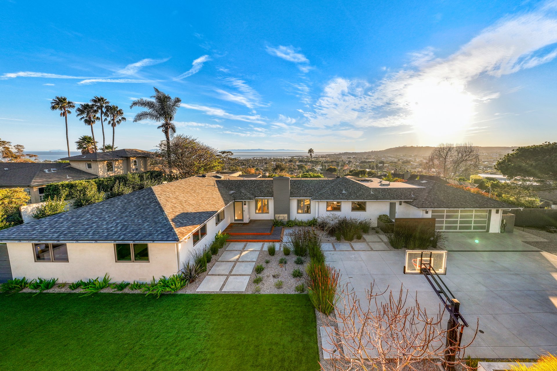 1522 Knoll Circle Drive