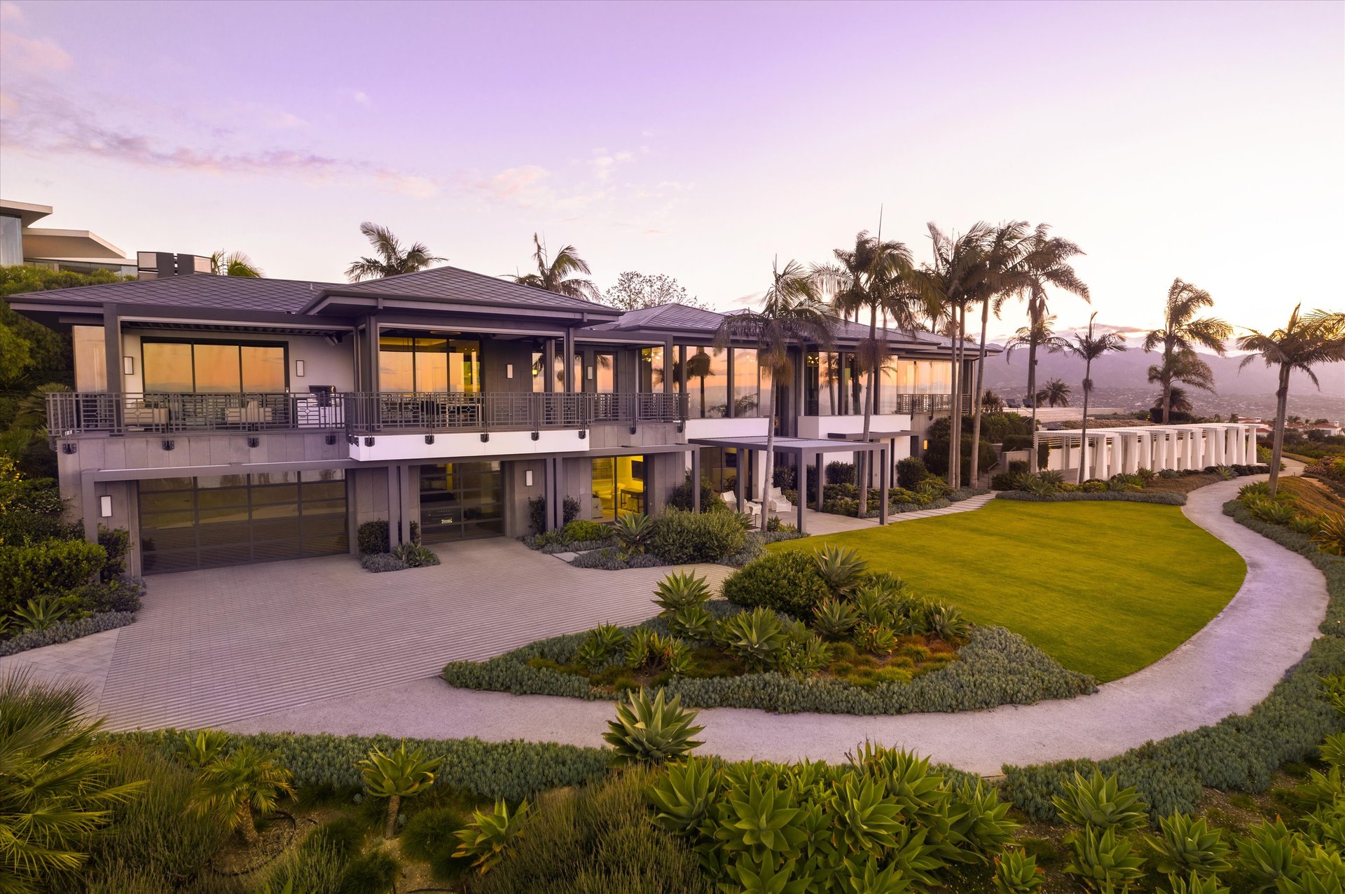3218 Campanil Drive 