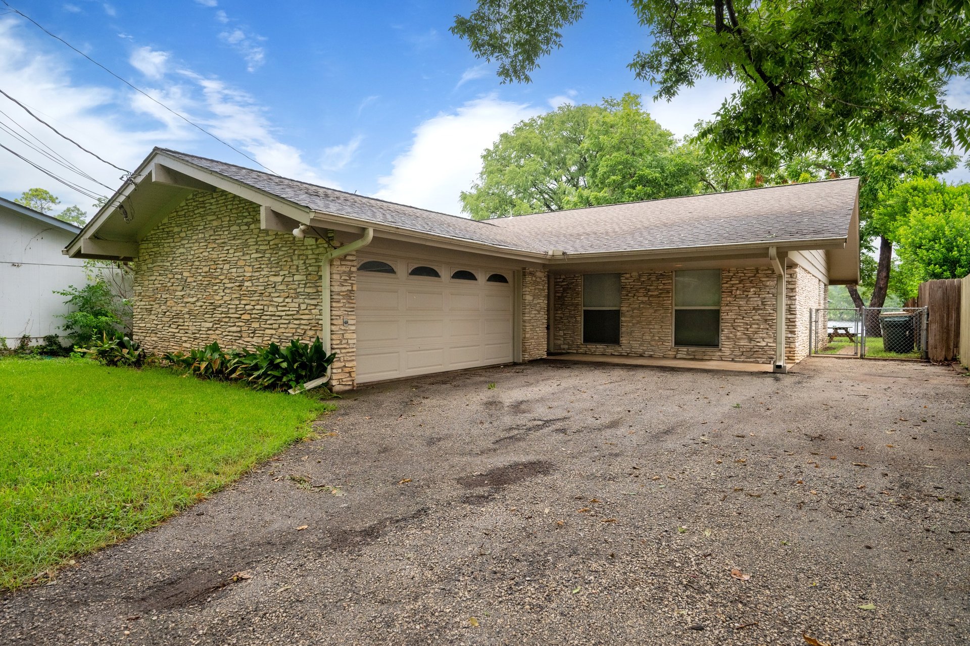 Westlake Waterfront Bungalow