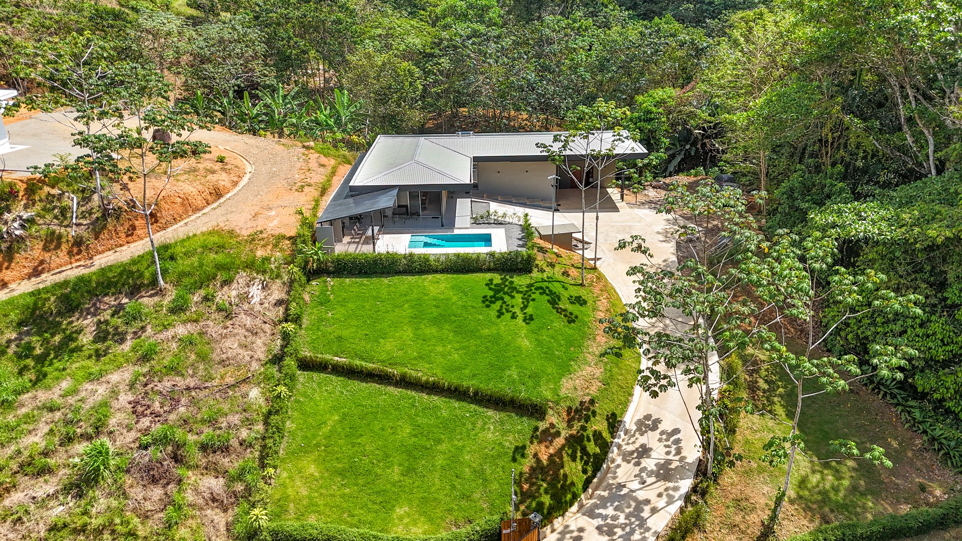 Brand New Tropical Jungle Home in Ojochal