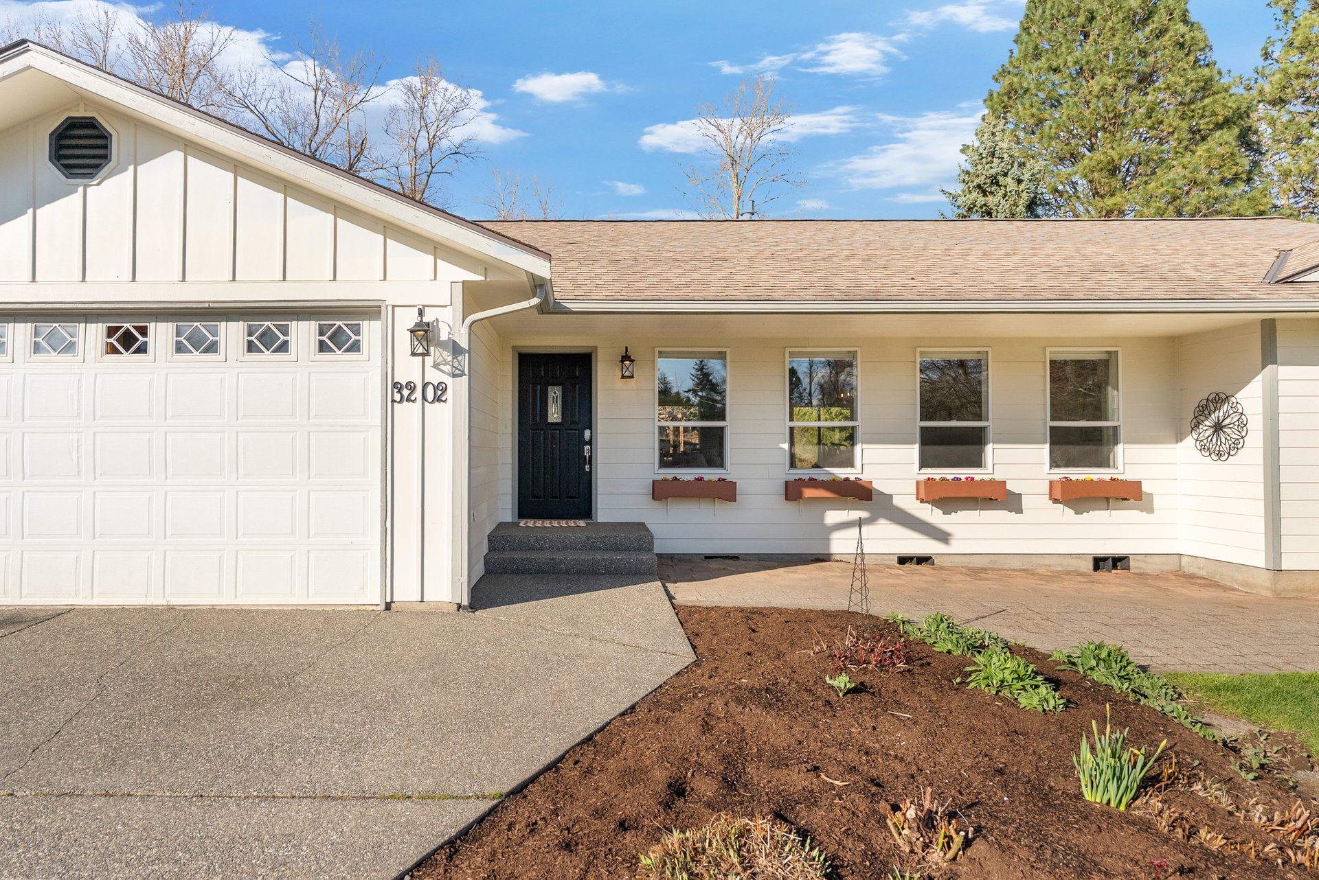  Dreamy Rambler on Over Half an Acre