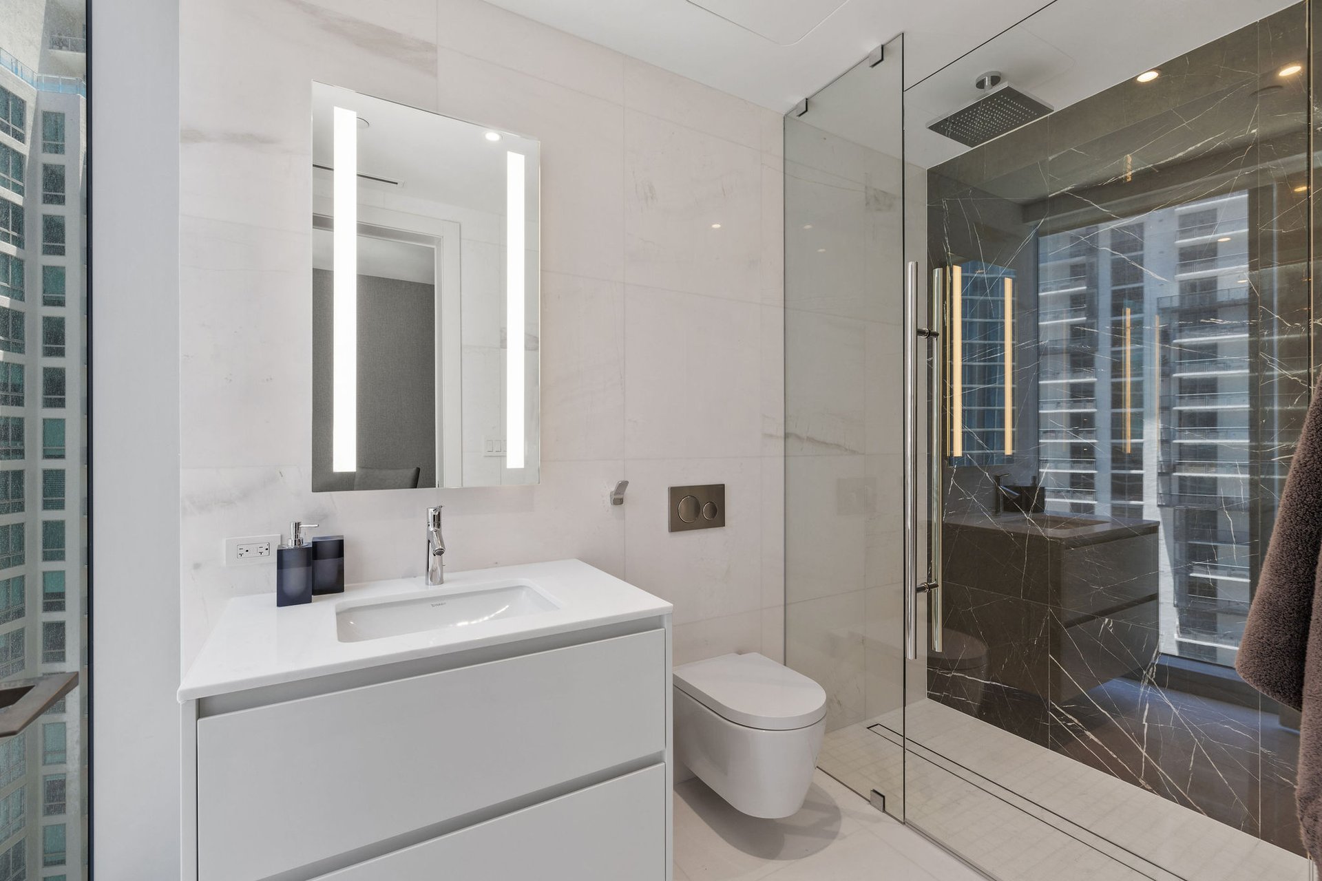 300 Biscayne Blvd Way # 3104