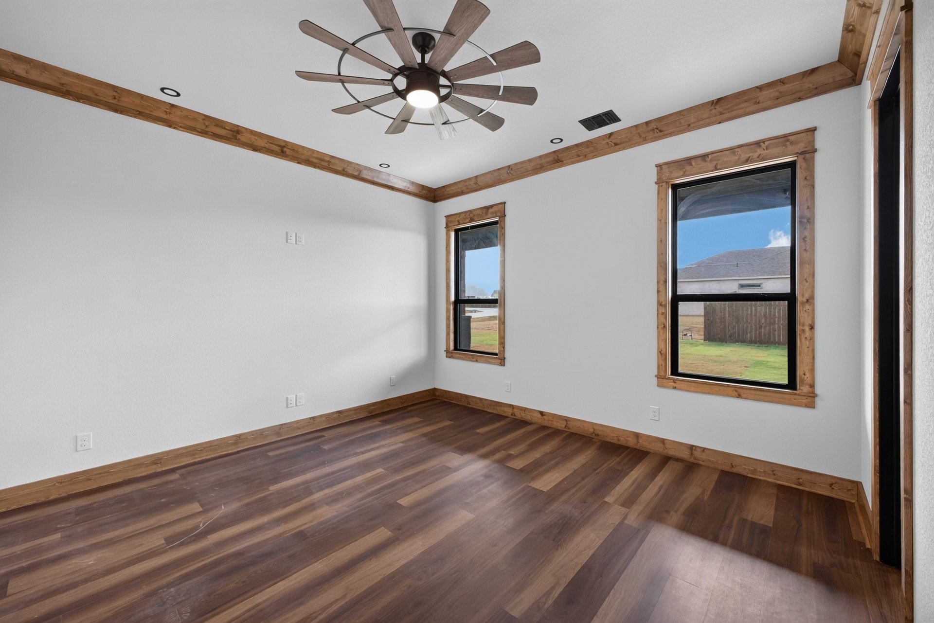 1091 Barton Ranch Road 