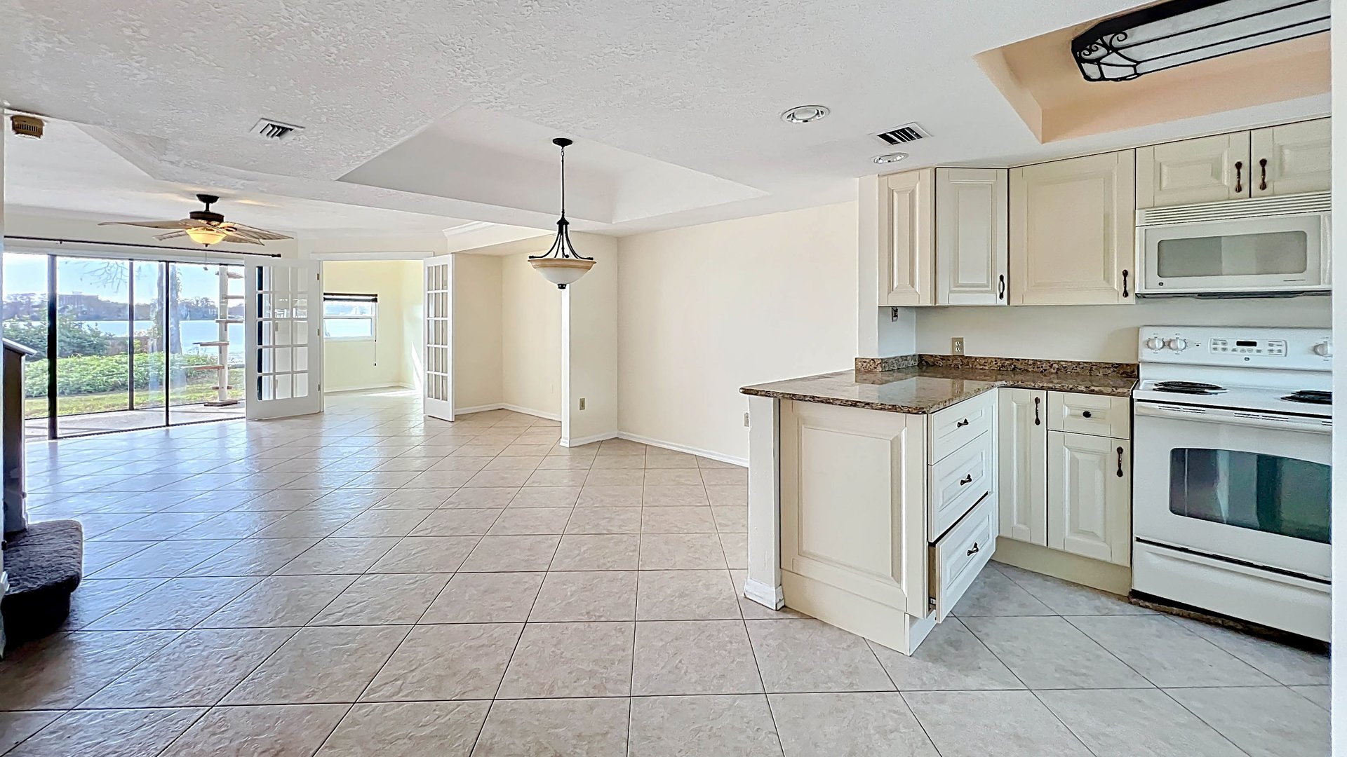 Winter Park Lakefront Townhome