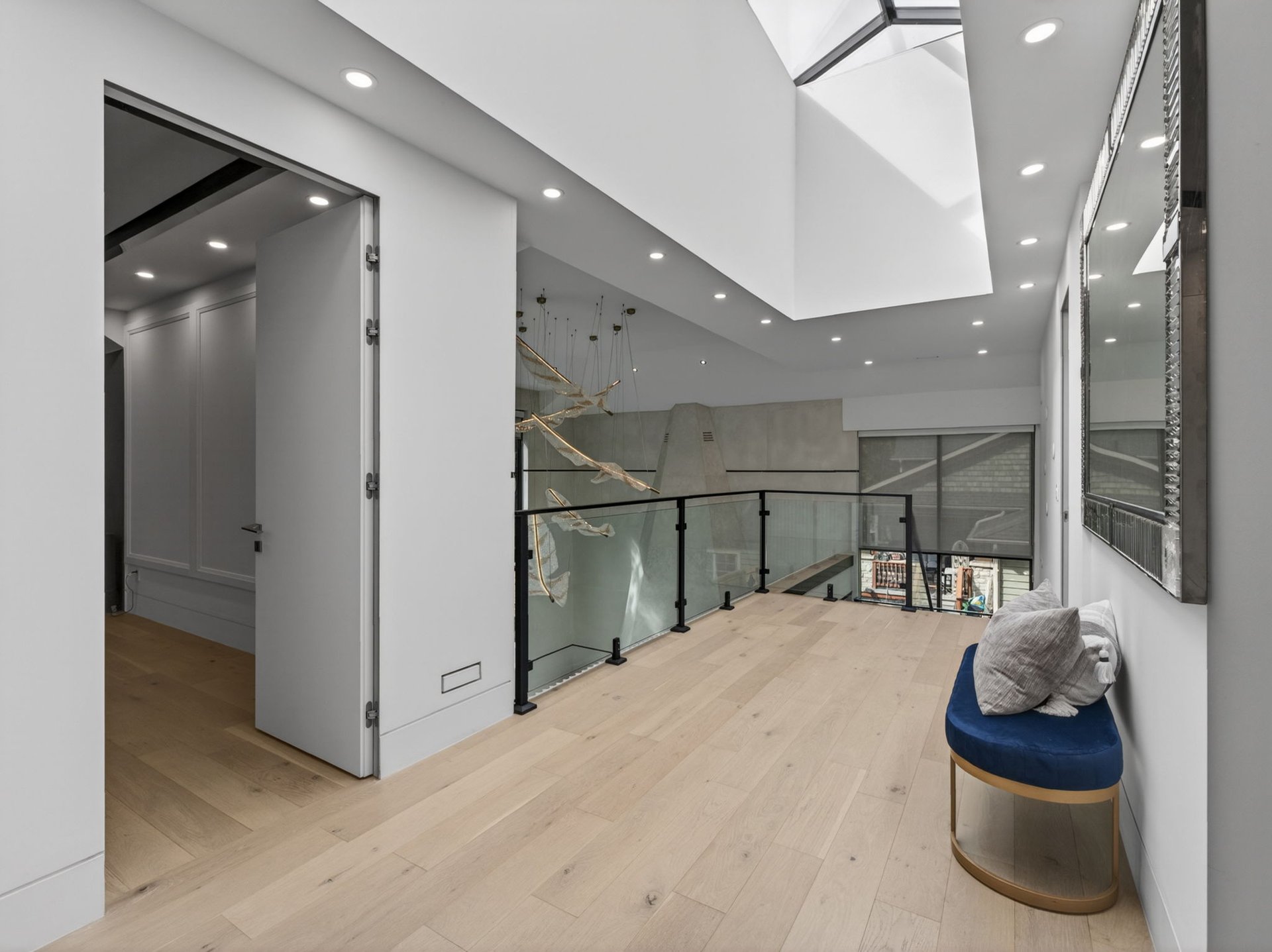 1477 Duncan Road