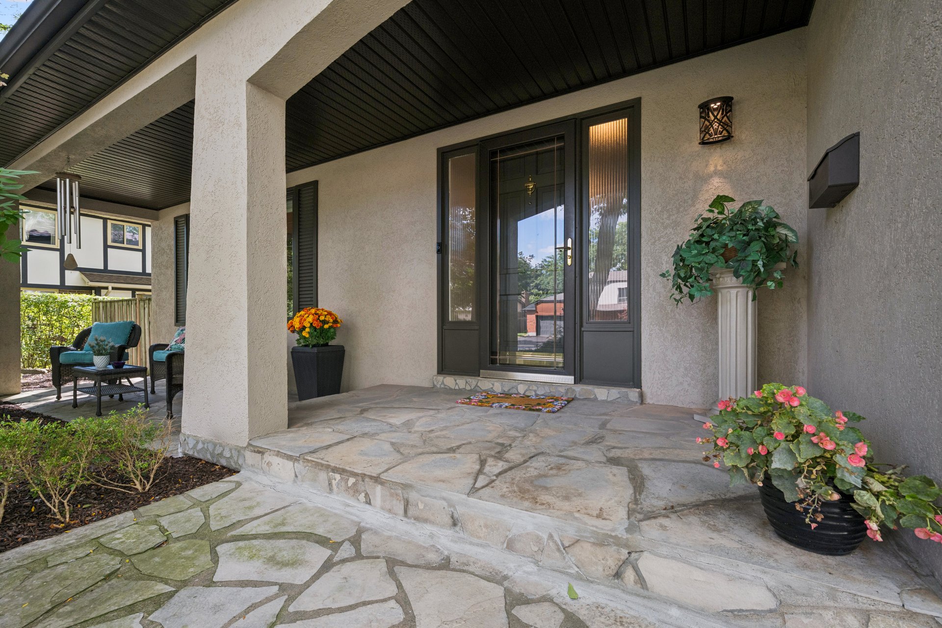 250 Mccraney Street W