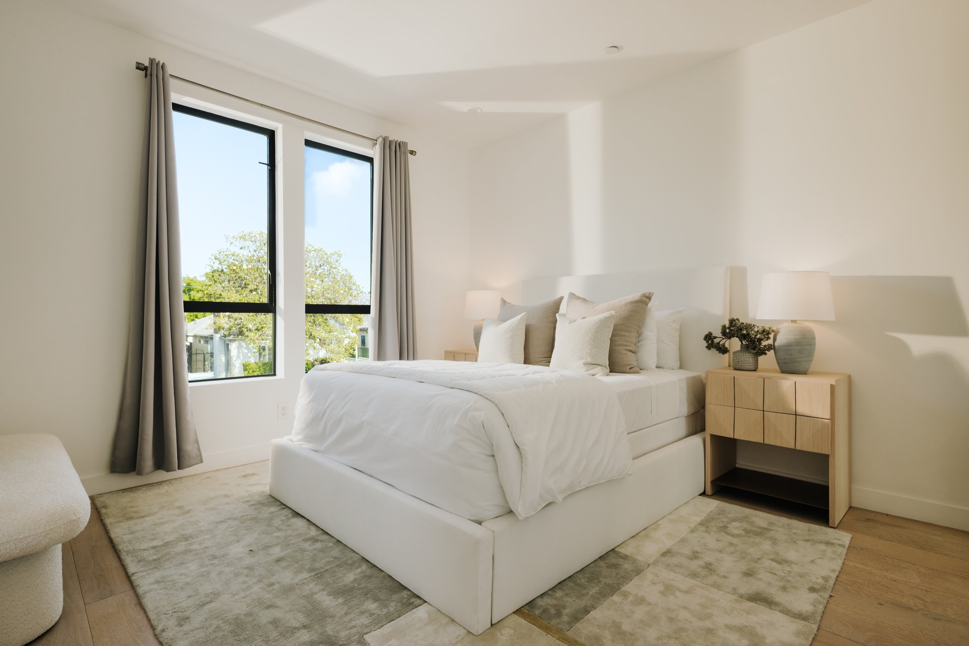 345 N Vista St, Beverly Grove