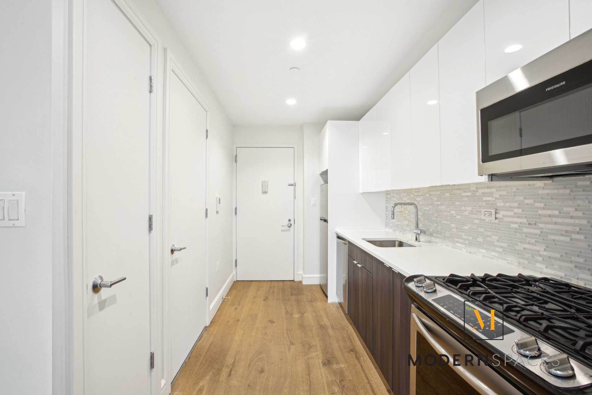 Dutch LIC