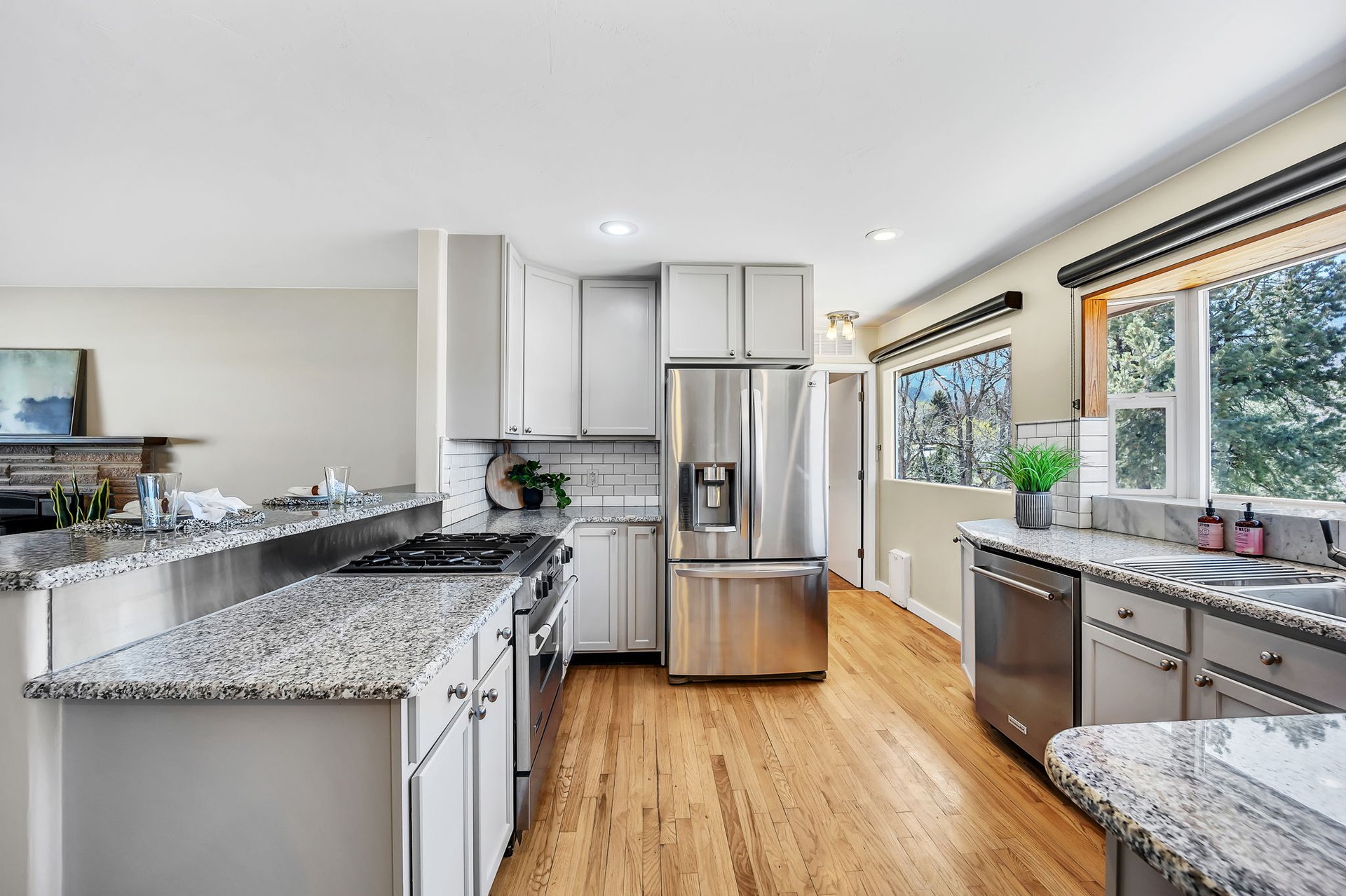 214 Crystal Hills Boulevard