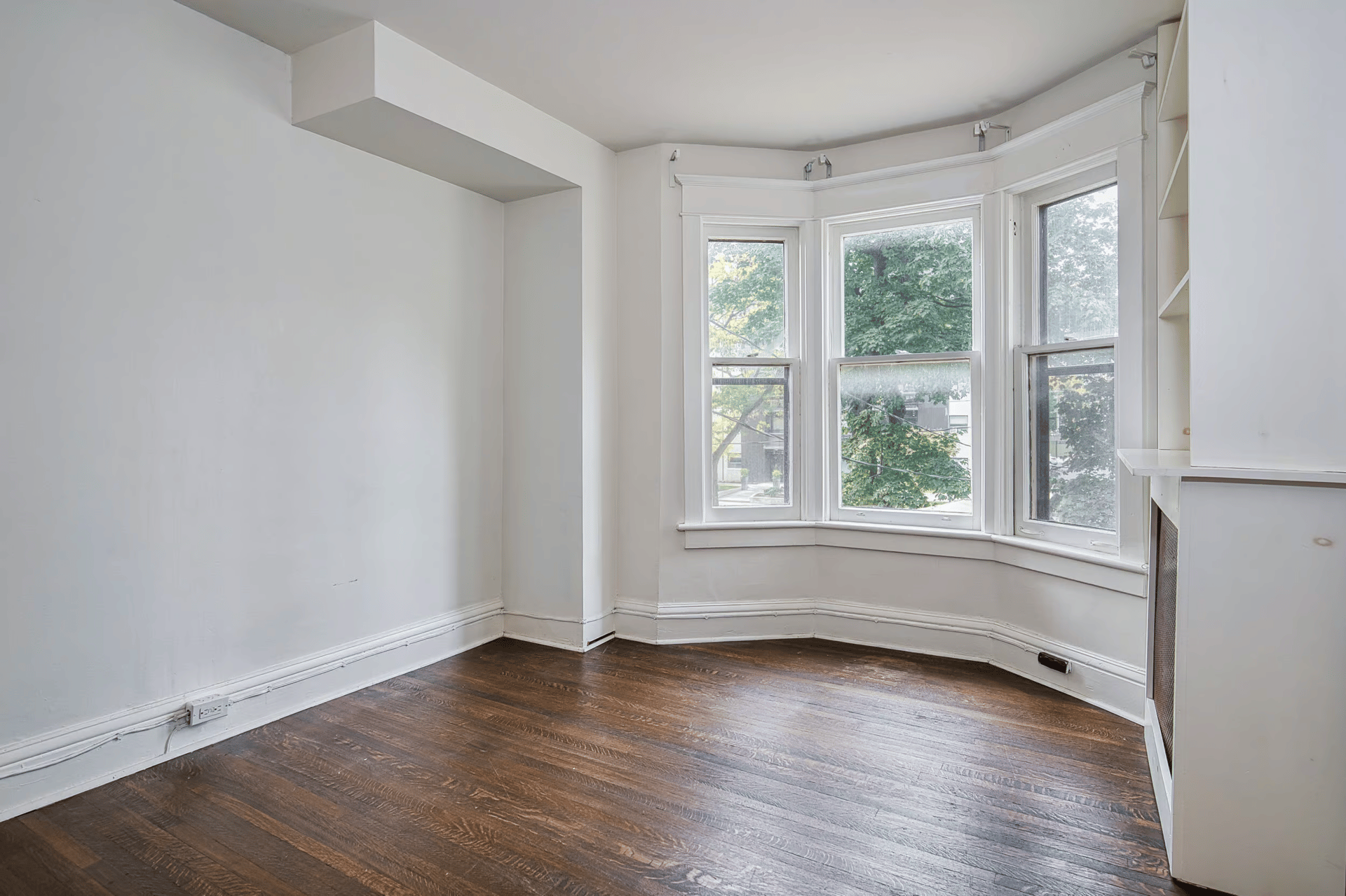 41 Tyndall Ave