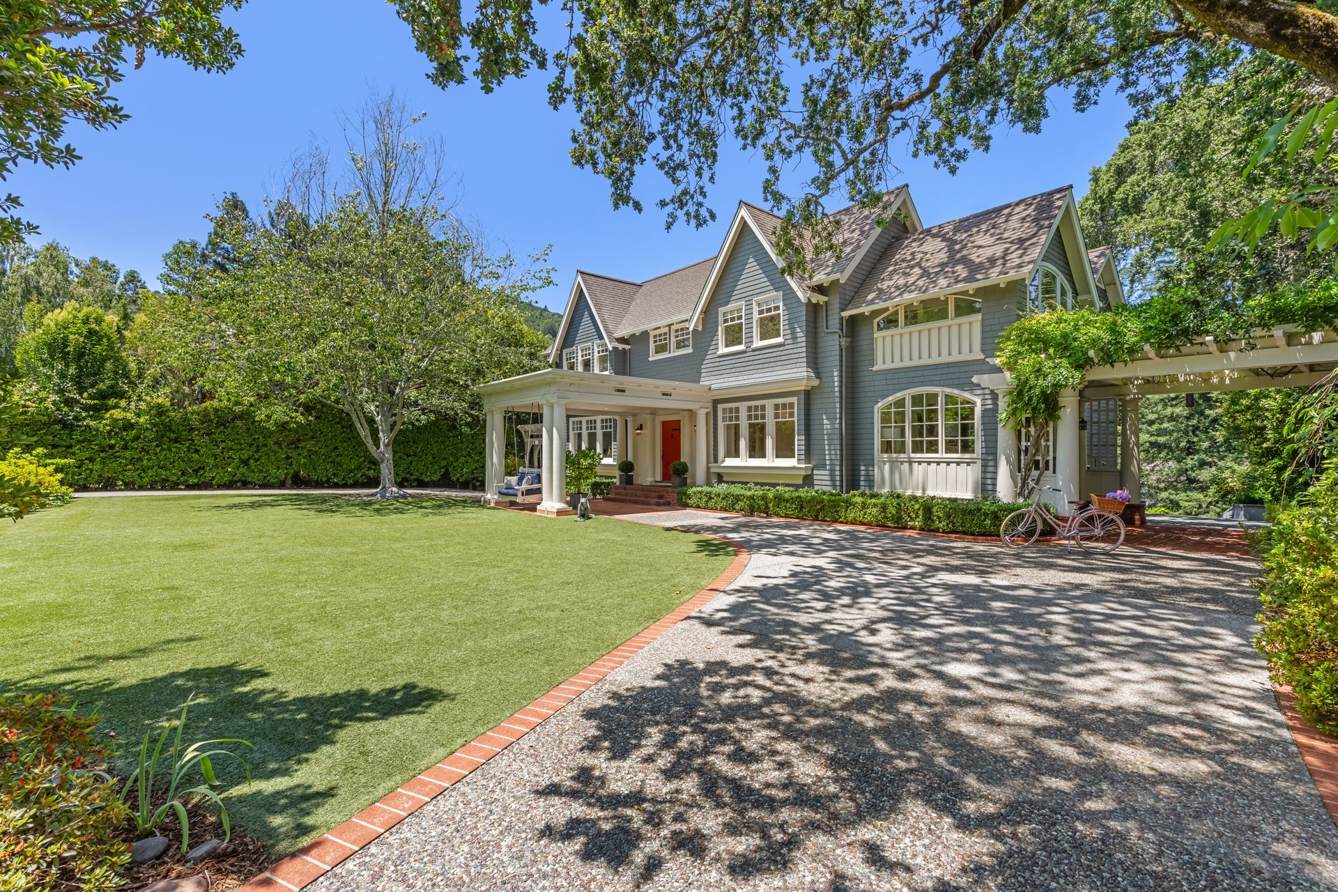 Exceptional Ross Estate