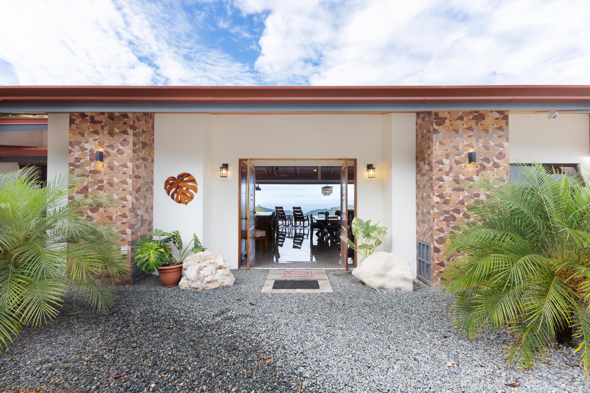 “NESTLED IN” LUXURY HOME AND GUEST HOUSE – A MOUNTAIN SANCTUARY – 3.4 ACRES