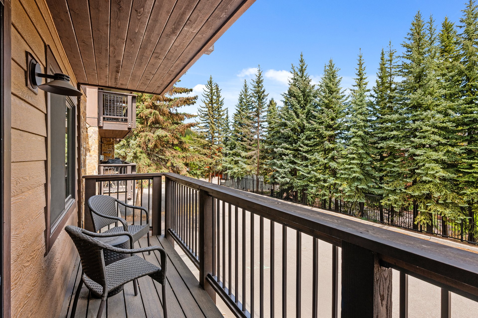 Slopeside Sophistication