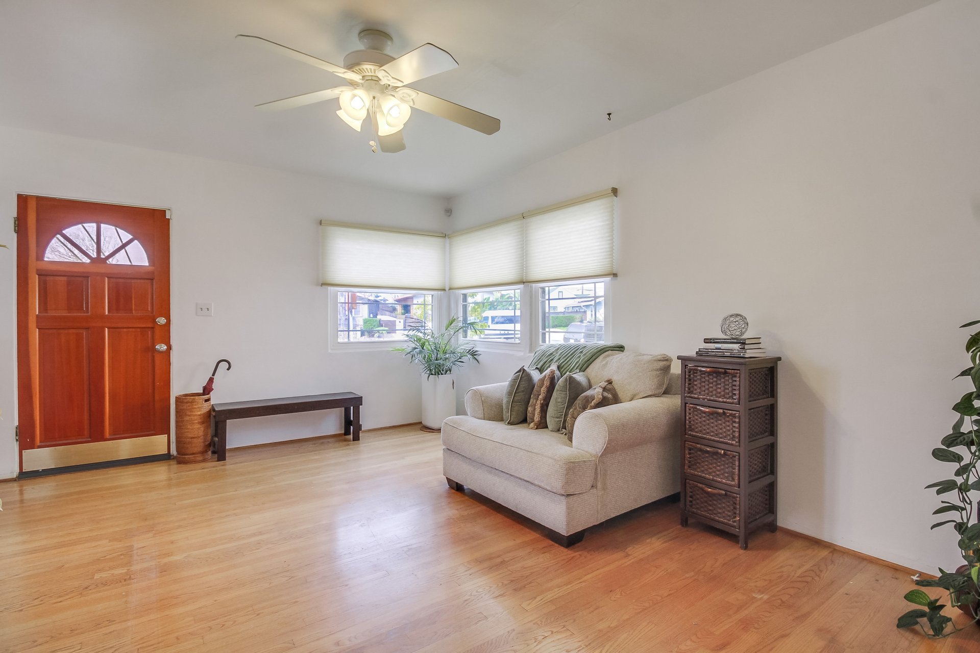 4983 East Mountain View Dr