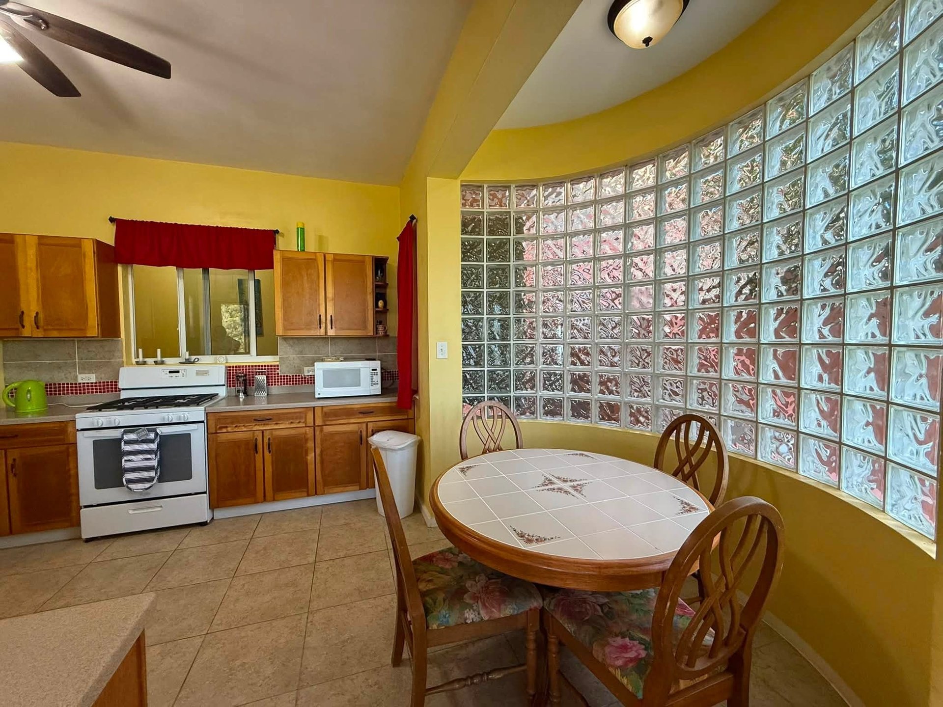 1146 Hawk's Nest 2 Bedroom Apartment 