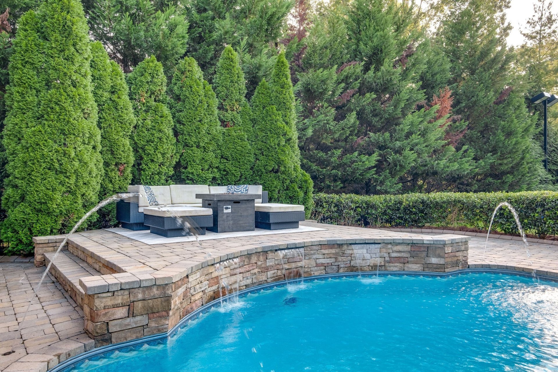 1004 Blakefield Dr