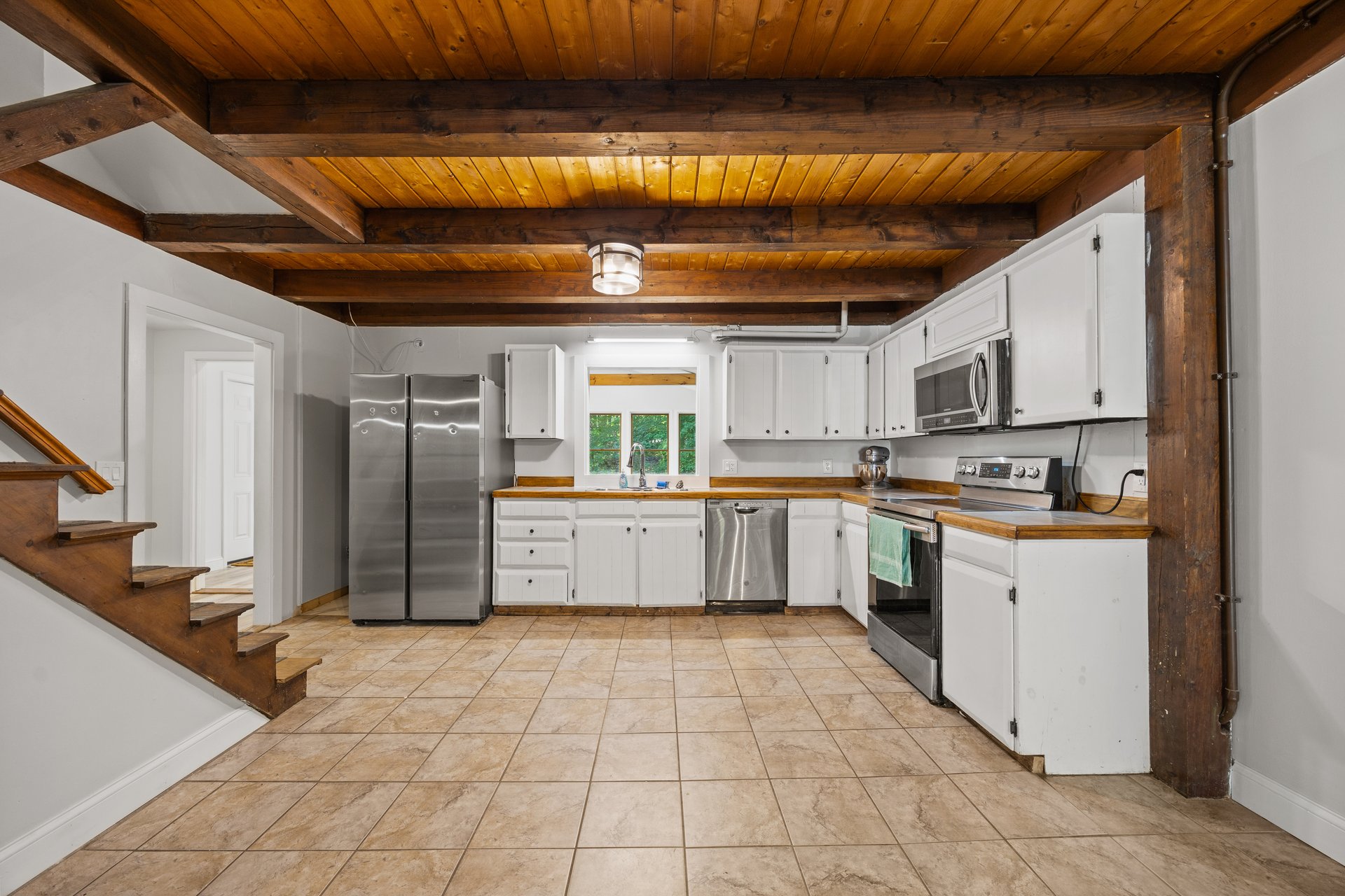 377 River Rd, Bowdoinham