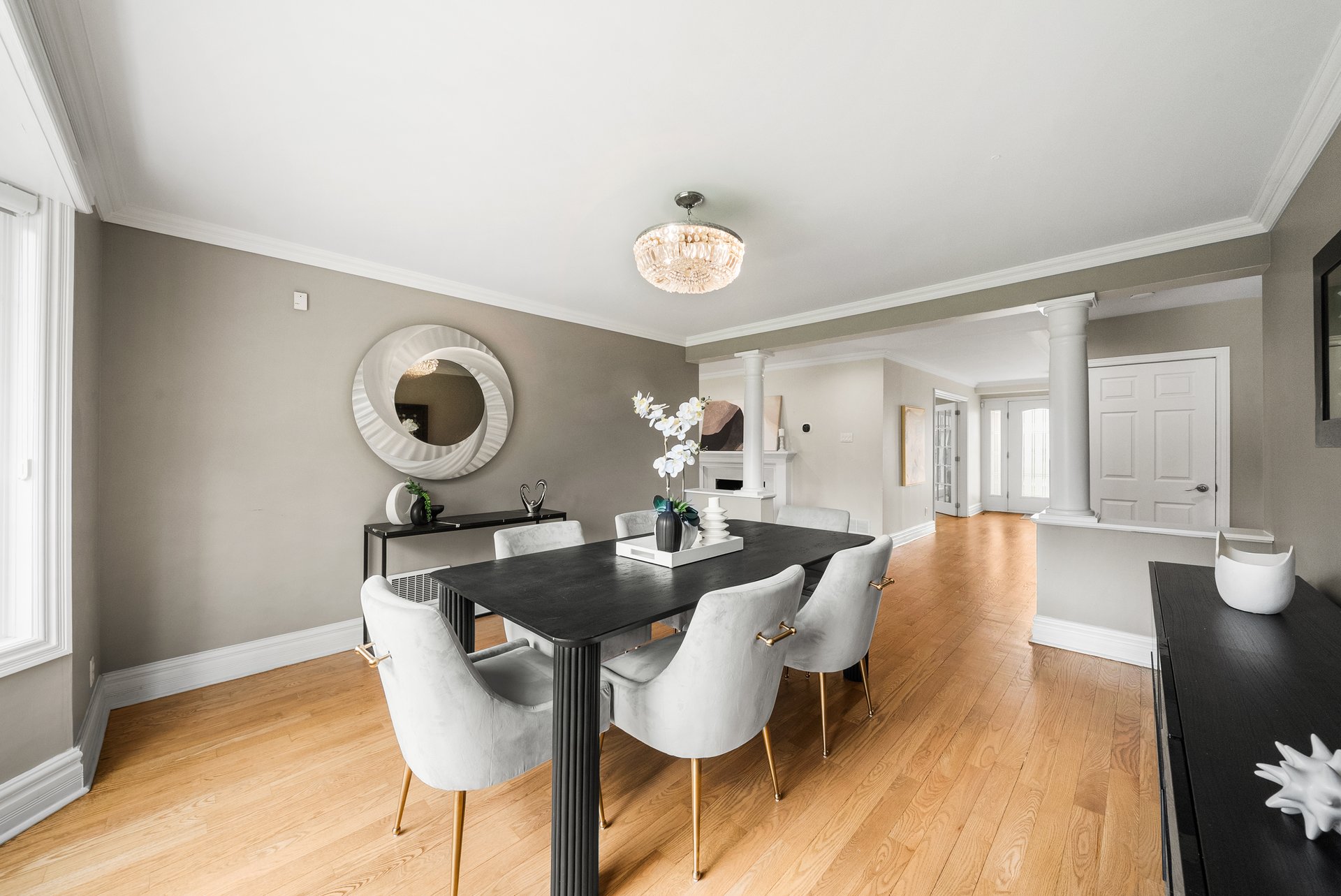 2154 Oneida Cres