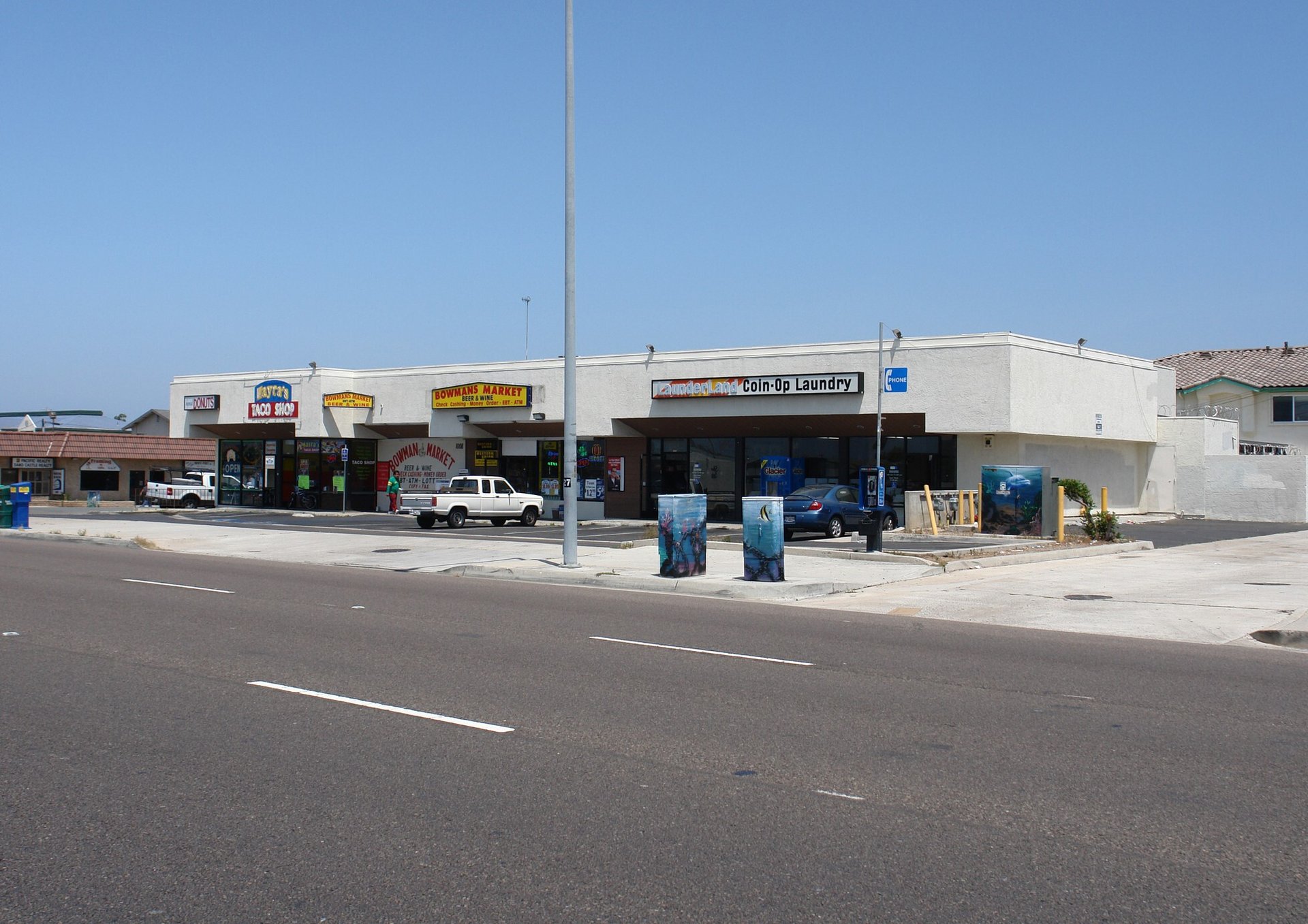 Palm Plaza