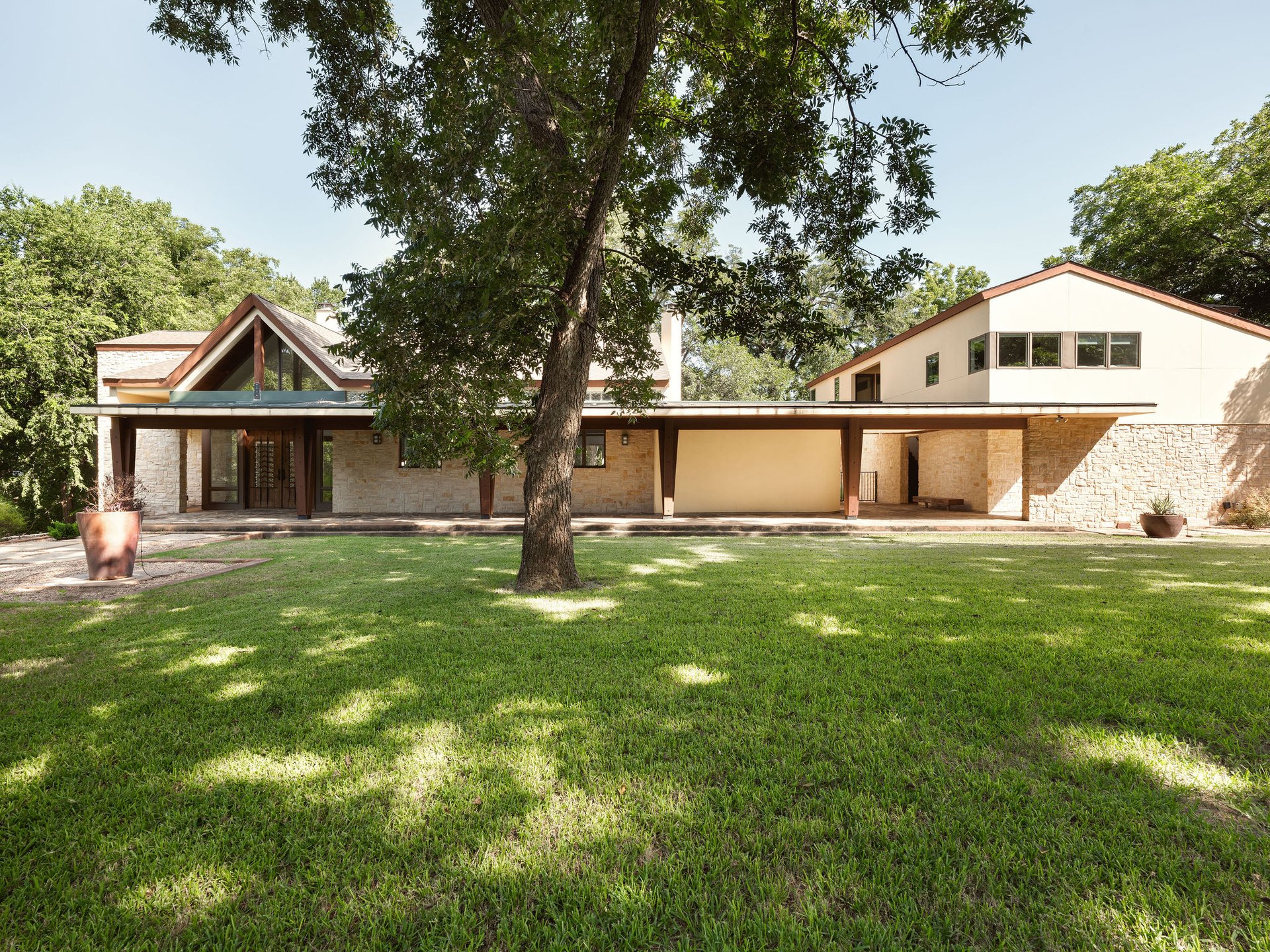 1210 Bruton Springs Rd
