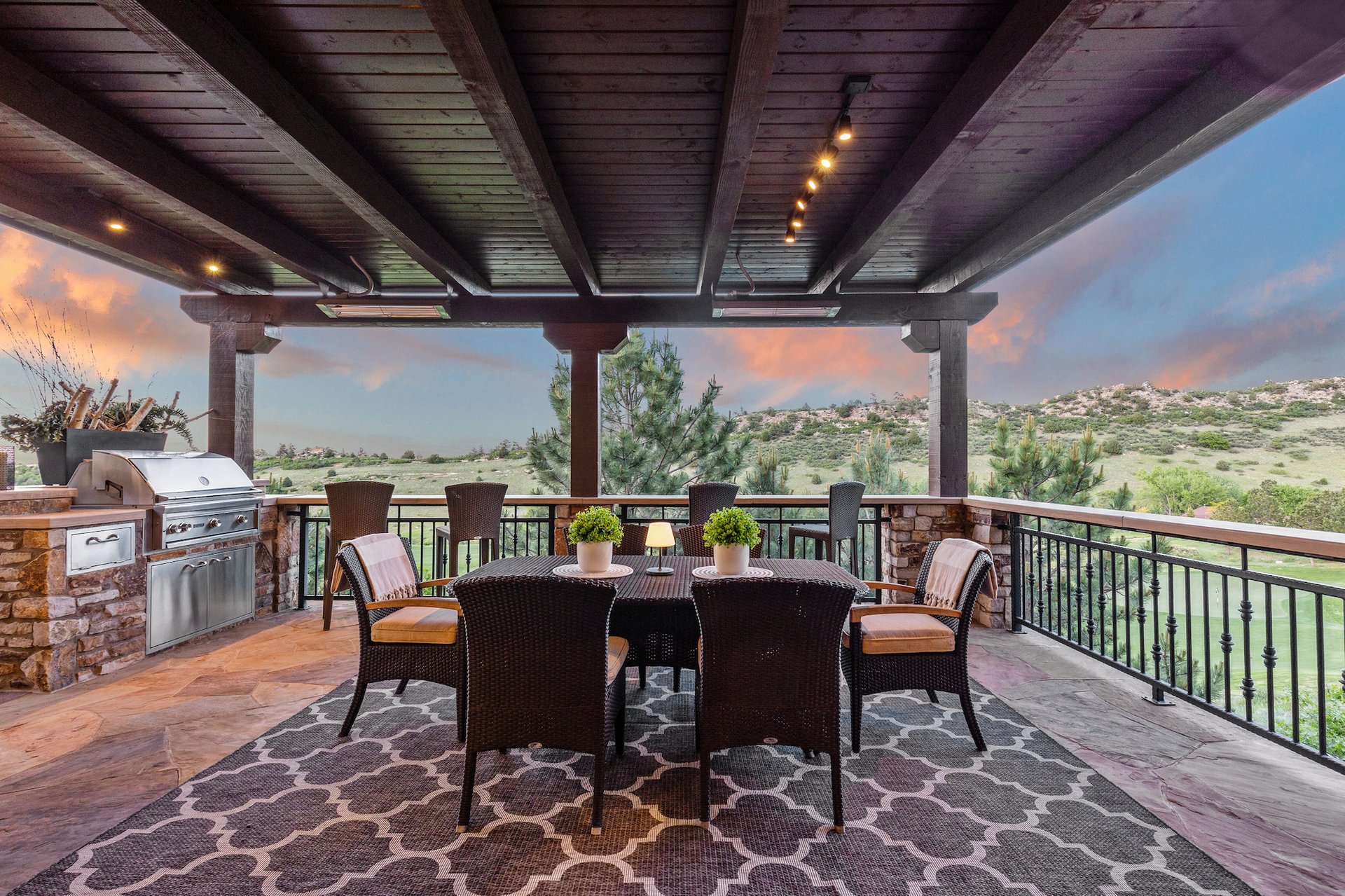 7208 Raphael Lane