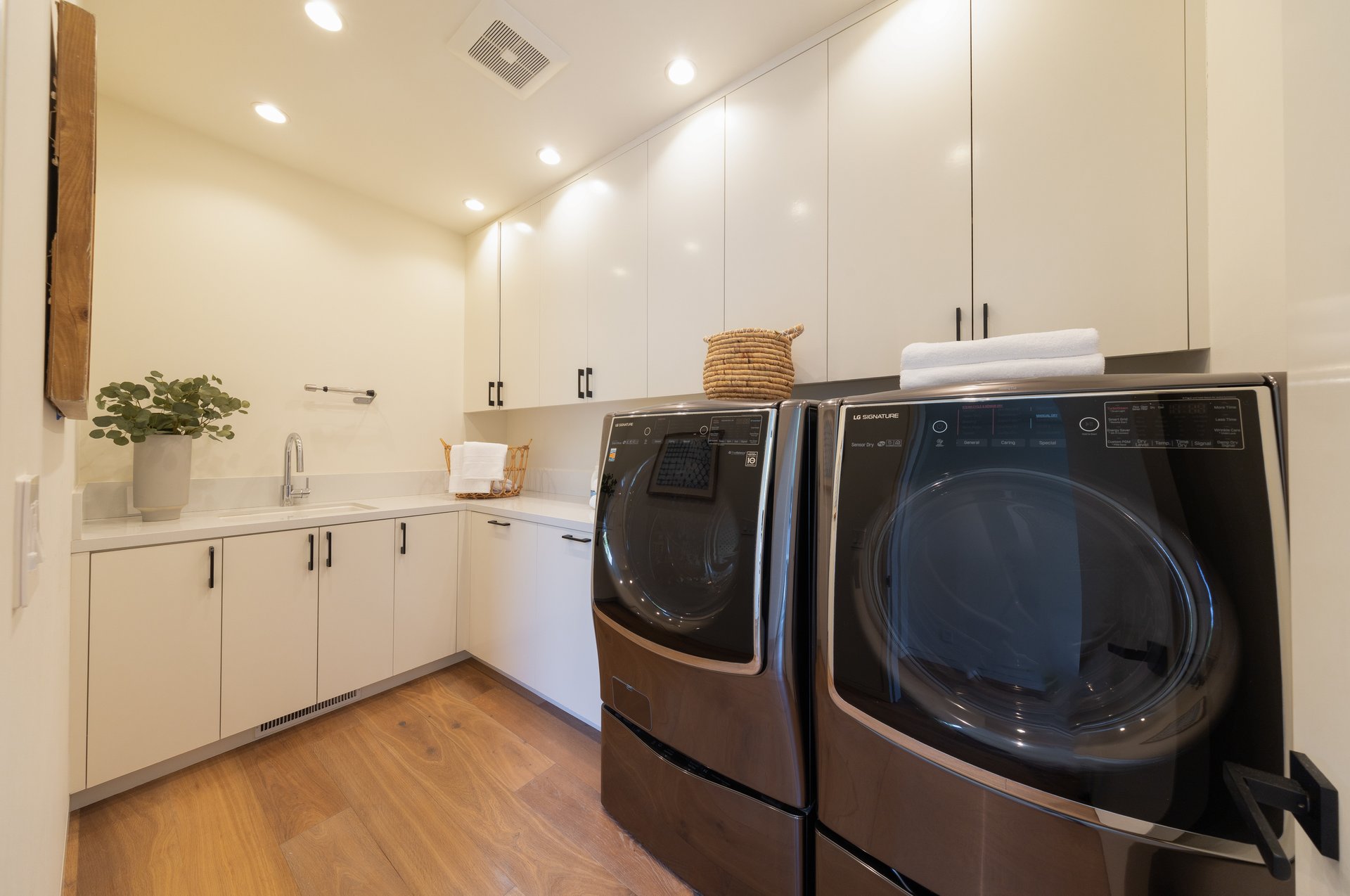 Modern Luxury - Completed in 2019