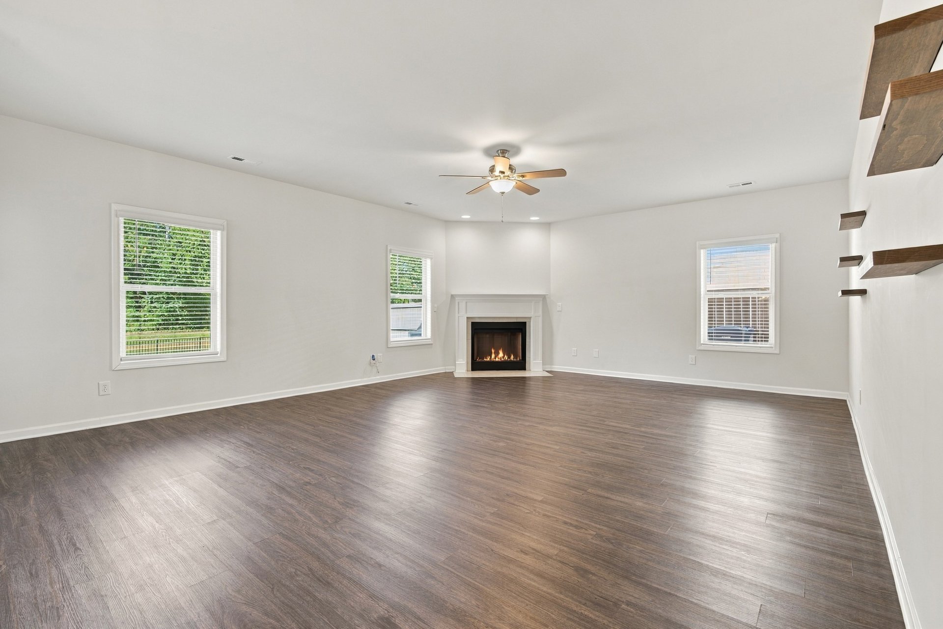 Modern Luxury & Cul-de-Sac Comfort: Contemporary 4-Bed Gem Near Providence & Research Park!