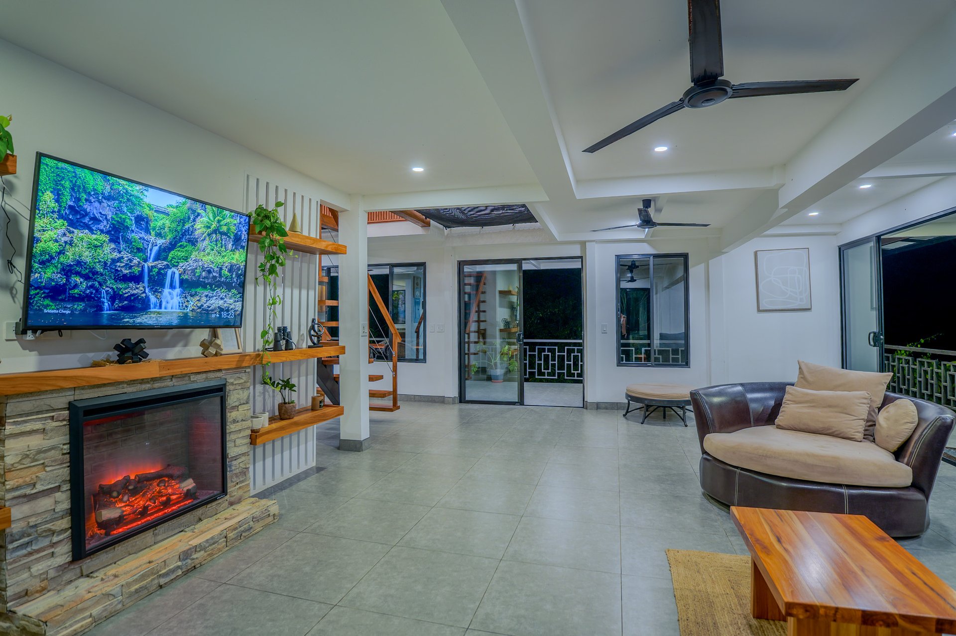 Casa La Roca, Whale's Tail 3 Bedroom Home In Uvita!