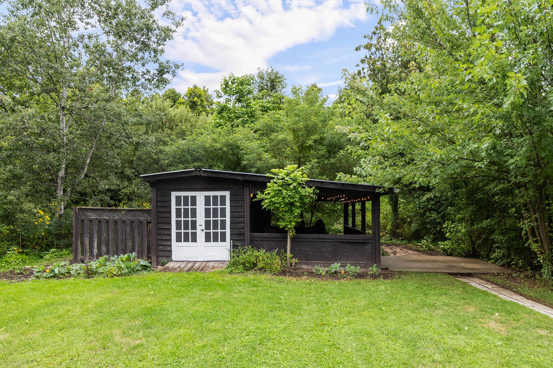 9670 Morning Glory Road, Pefferlaw