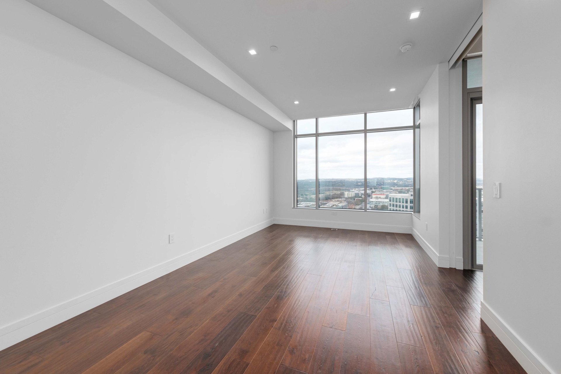 501 West Ave #2302