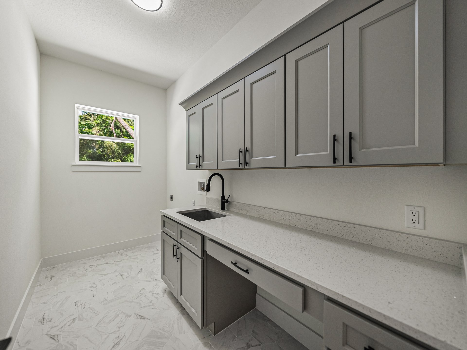 14069 GRANDEUR WAY