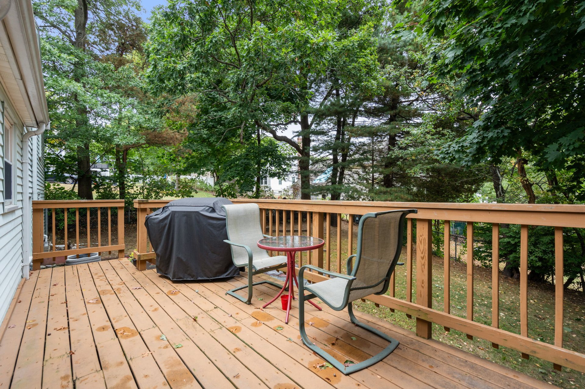 144 Plymouth Ave