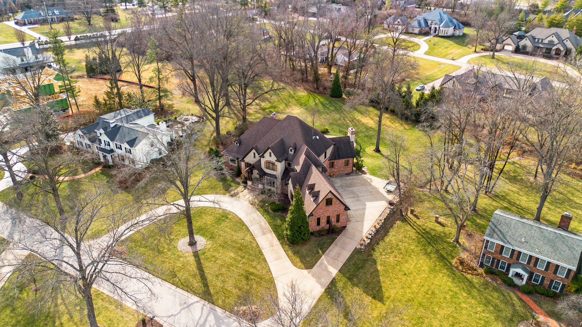 1015 Claymark Drive