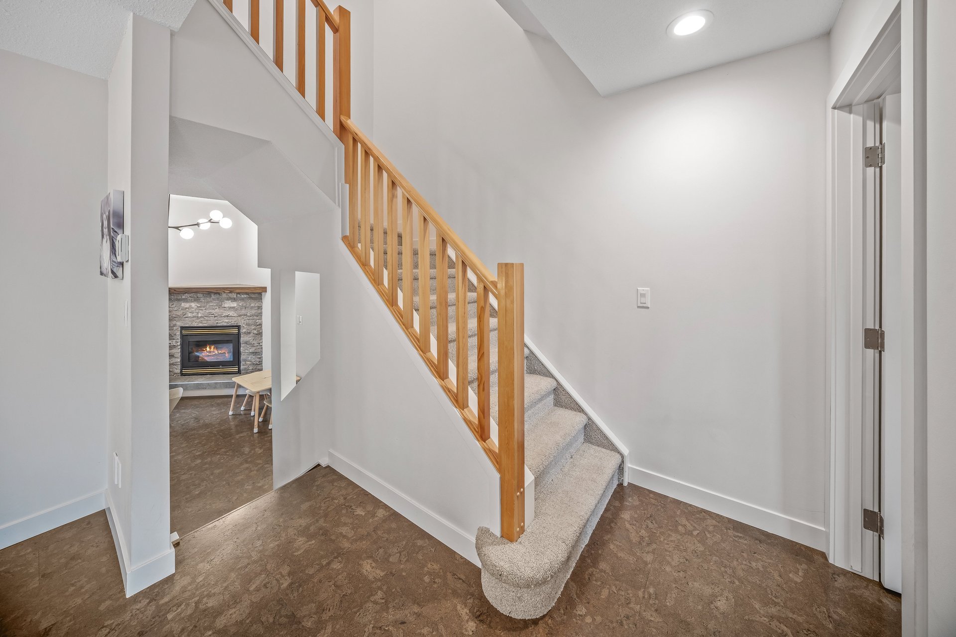 1022 Rundleview Drive Unit: 27