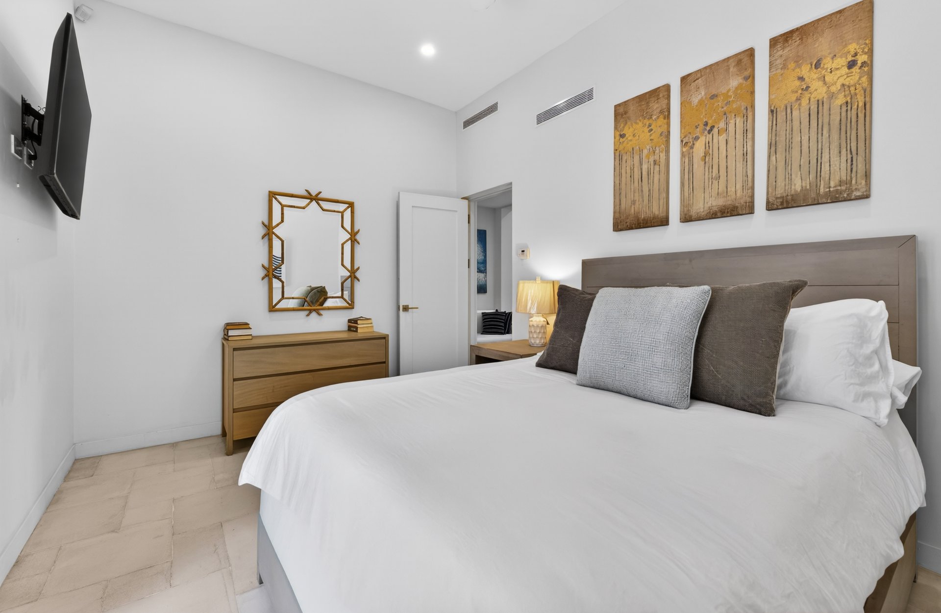 25 Paseo Del Mar | Best-Priced Beachfront Home in Las Catalinas