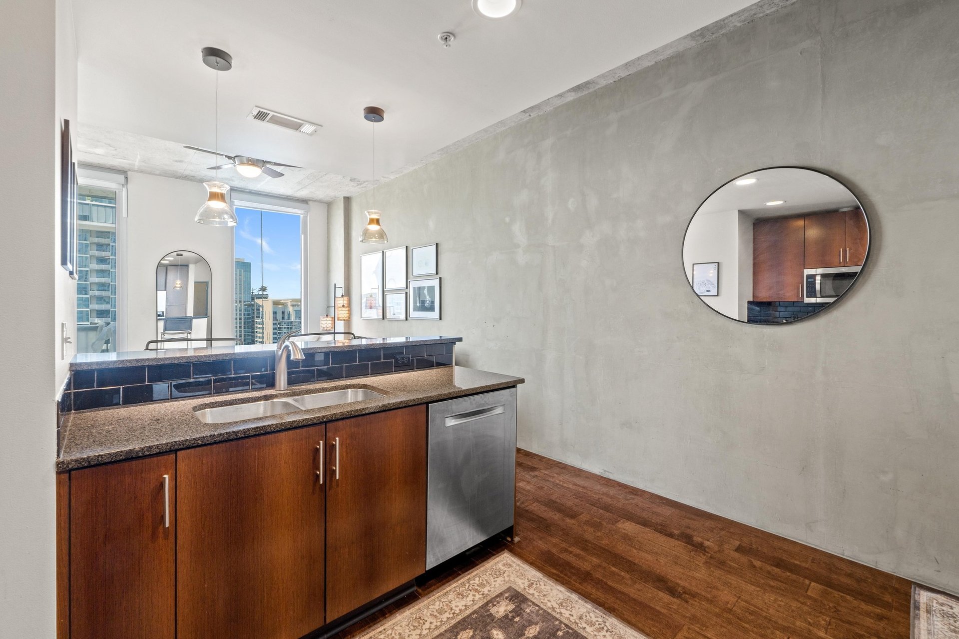 360 Nueces St. #2808  