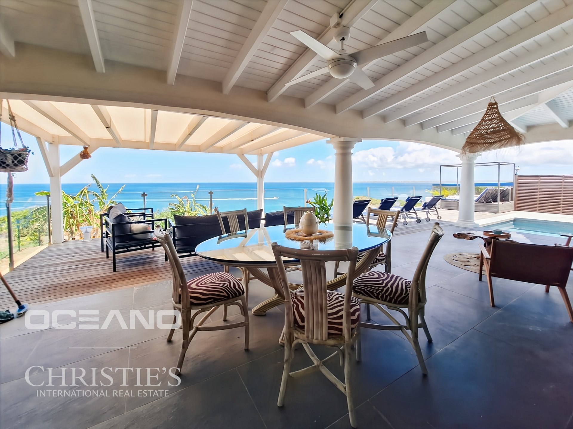 Sea View Villa + 2 Bedroom Apartment – Sought-After Area