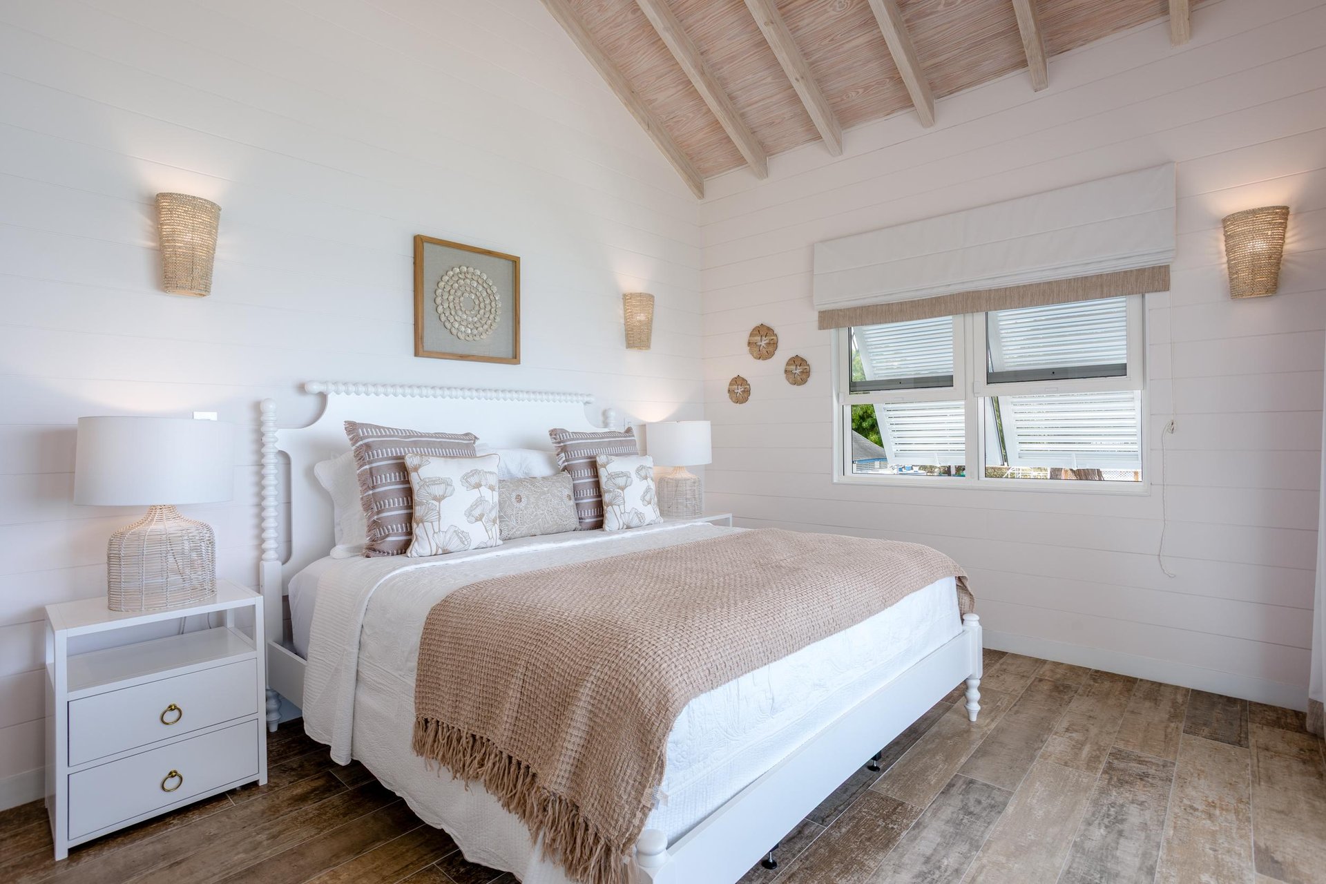 Sea Breeze Beach House 
