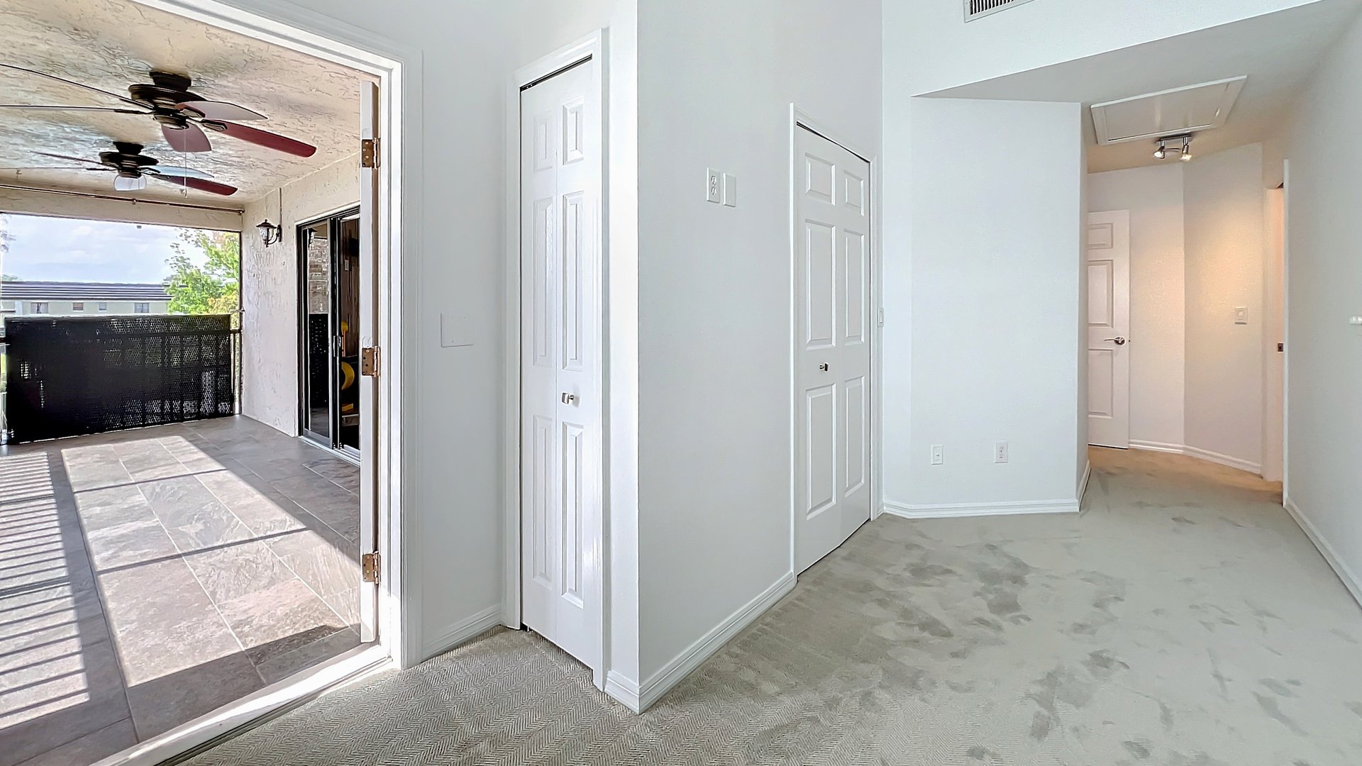 Luxury Lakefront Winter Park Condominium for Lease