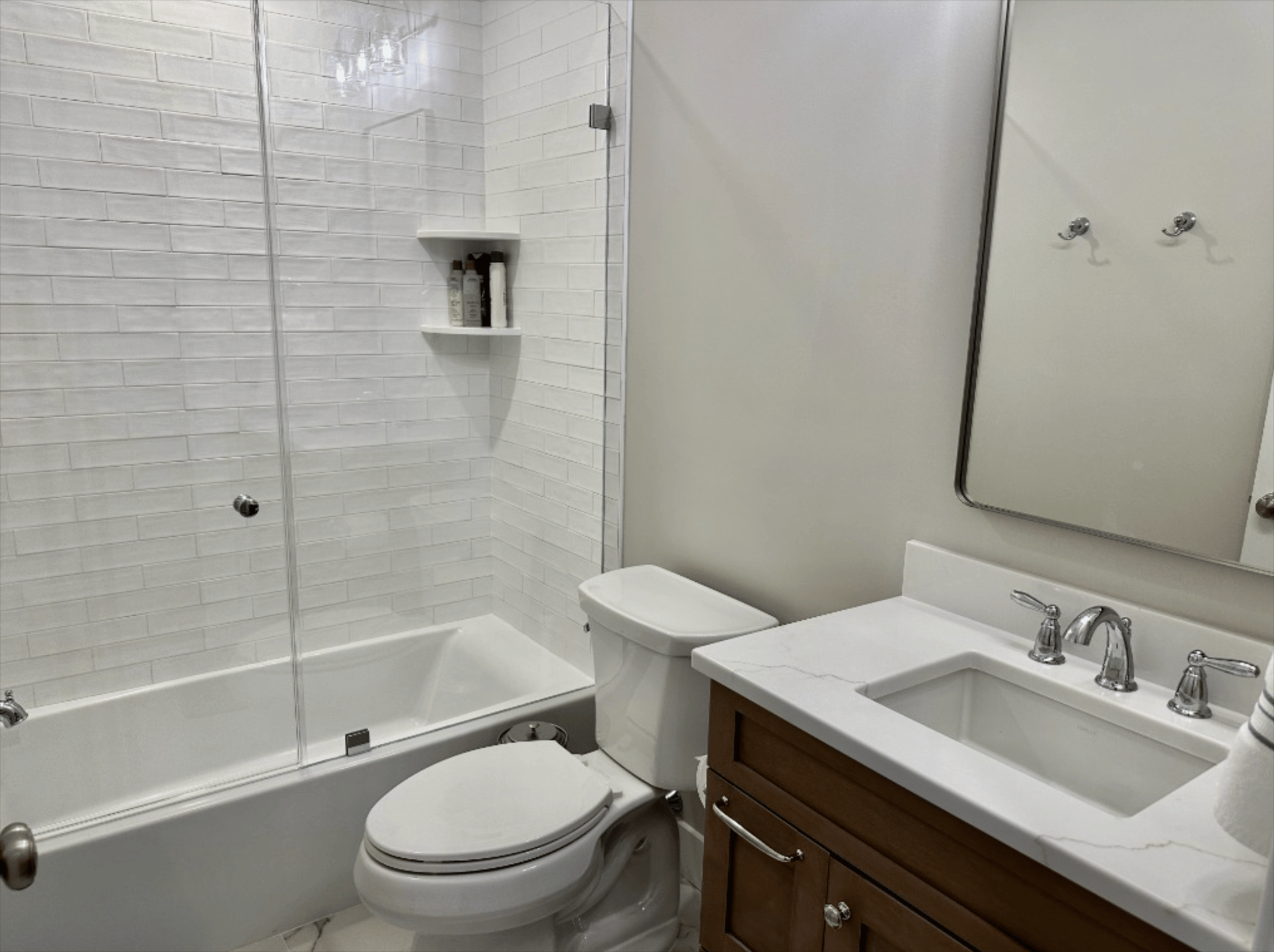 2600 Long Beach Blvd, Buccaneer Unit 10