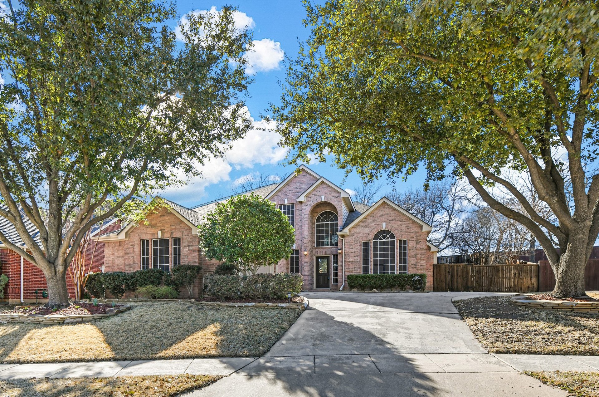 5213 Marshall Creek