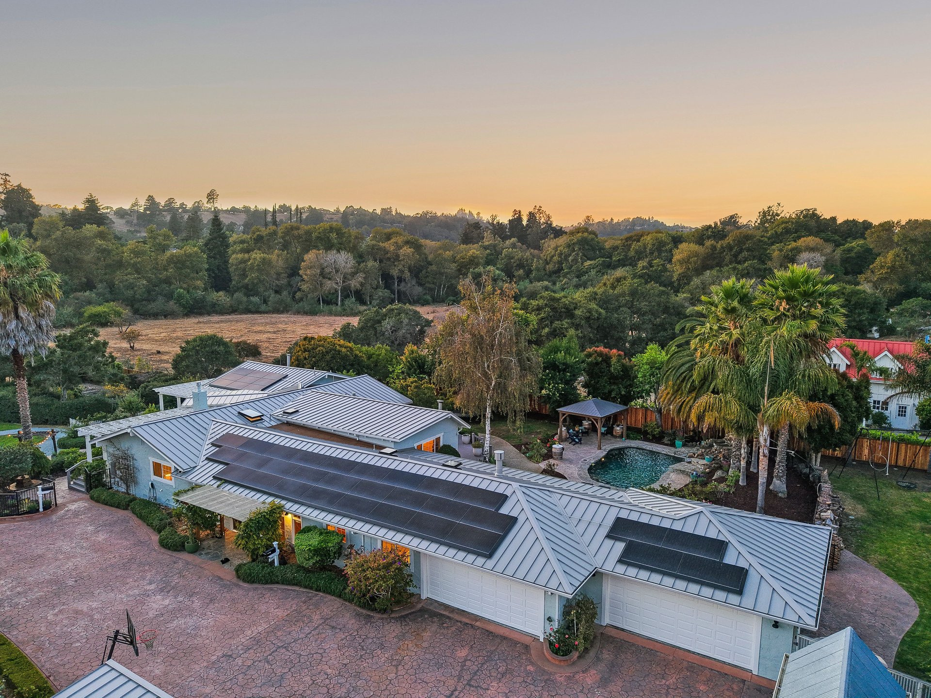 3999 Cherryvale Avenue | Soquel, California
