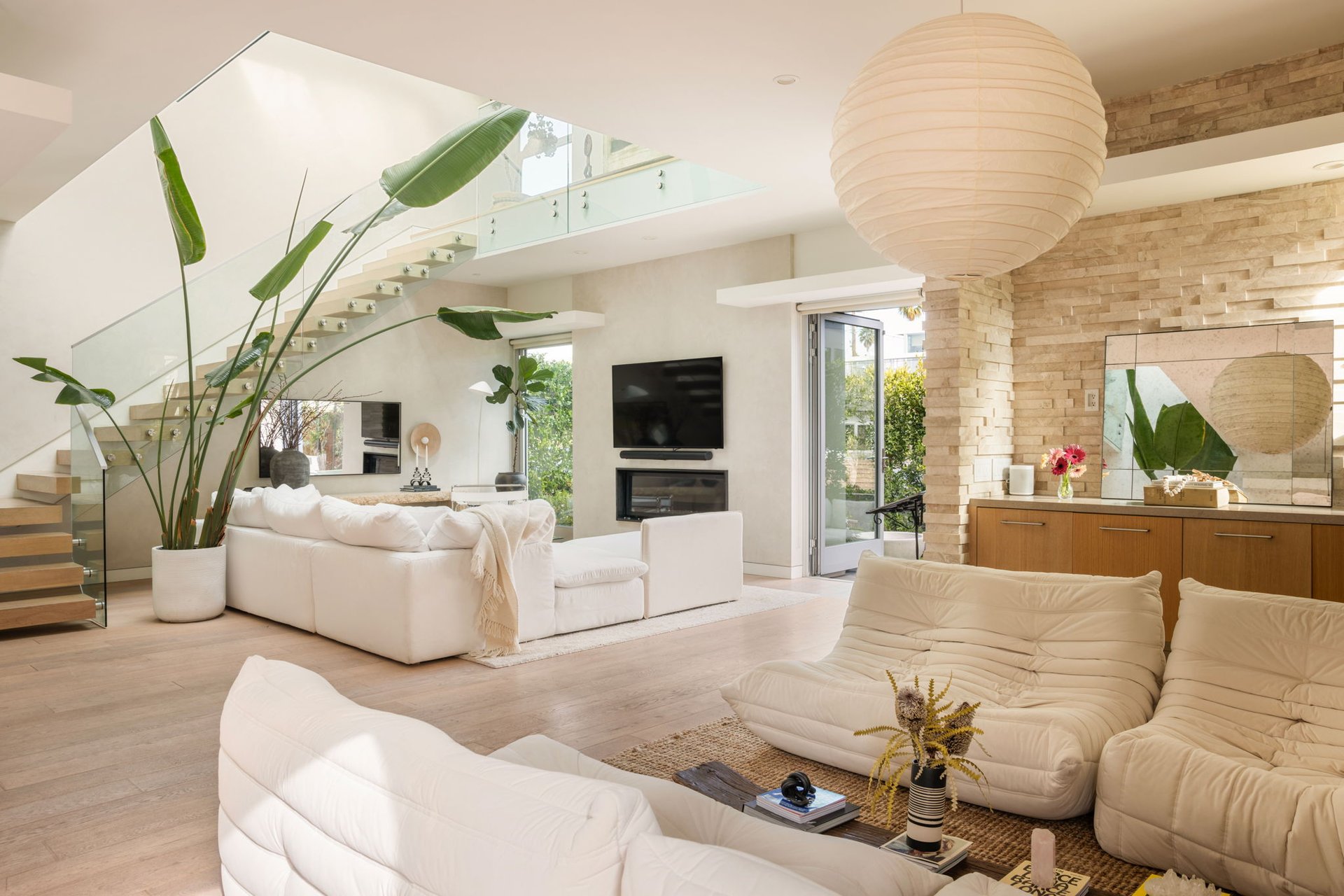 2413 Wilson Ave, Venice 