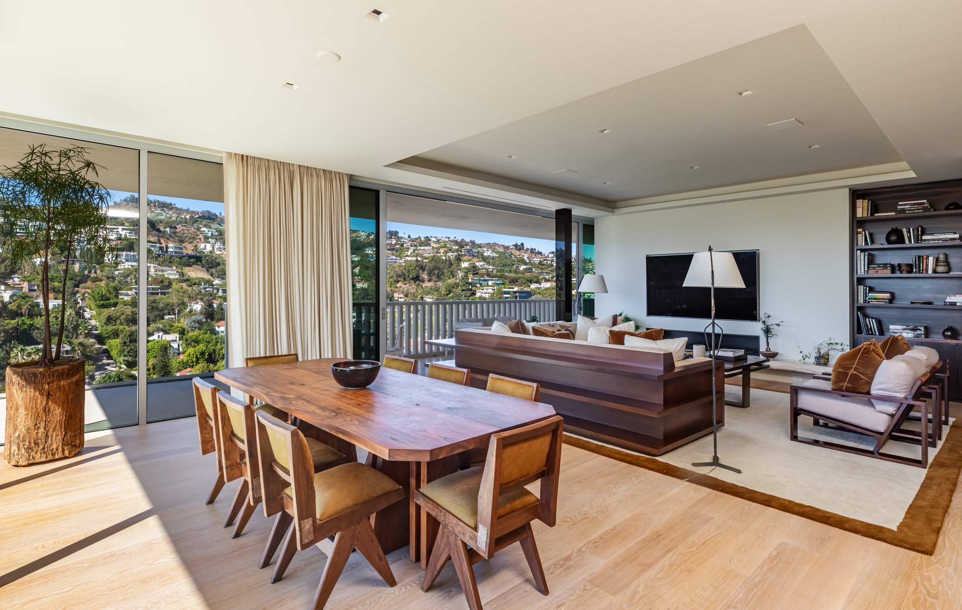 9255 Doheny Rd Unit: 1901, West Hollywood